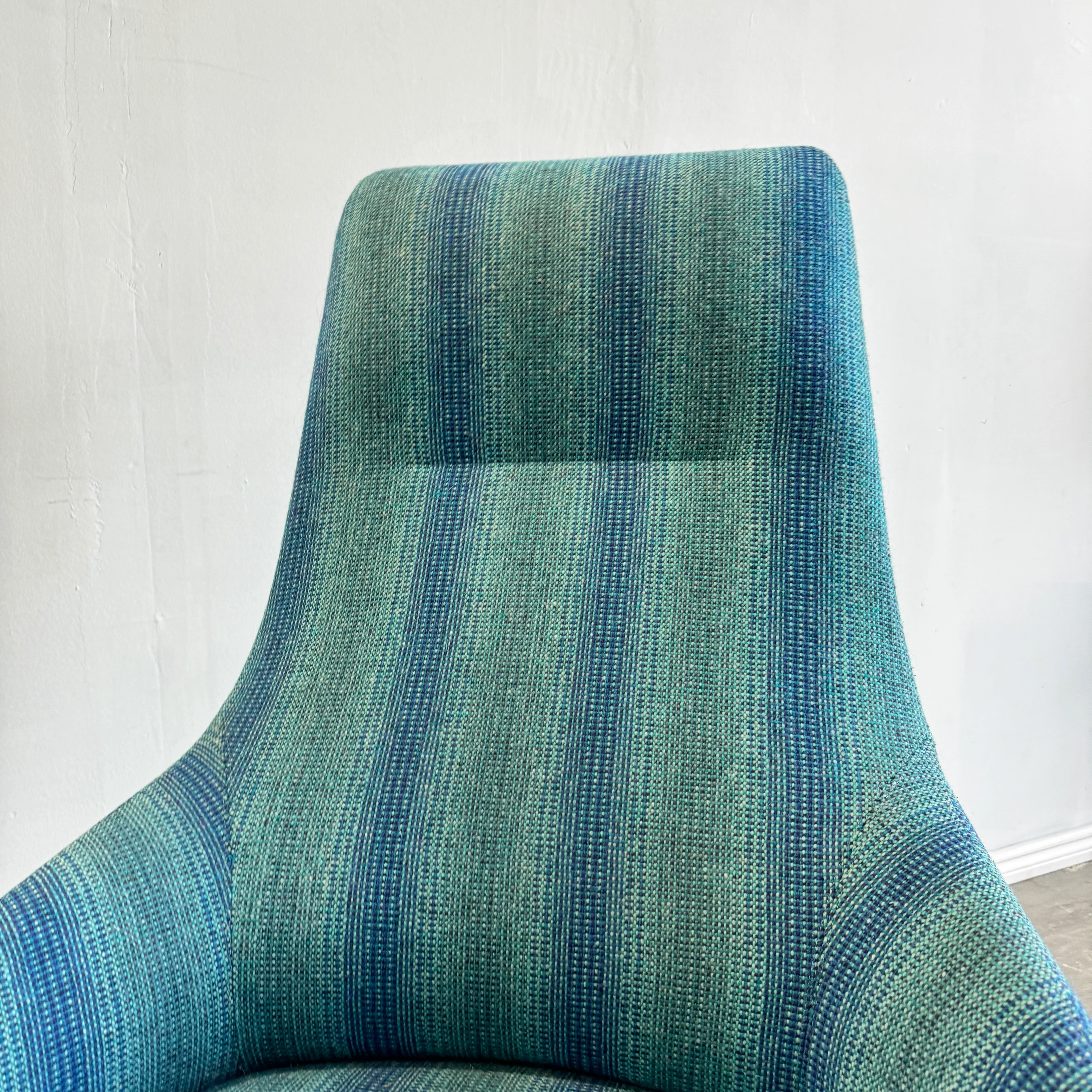 Andreu World Alya Lounge Chair by Patricia Urquiola - Image 5