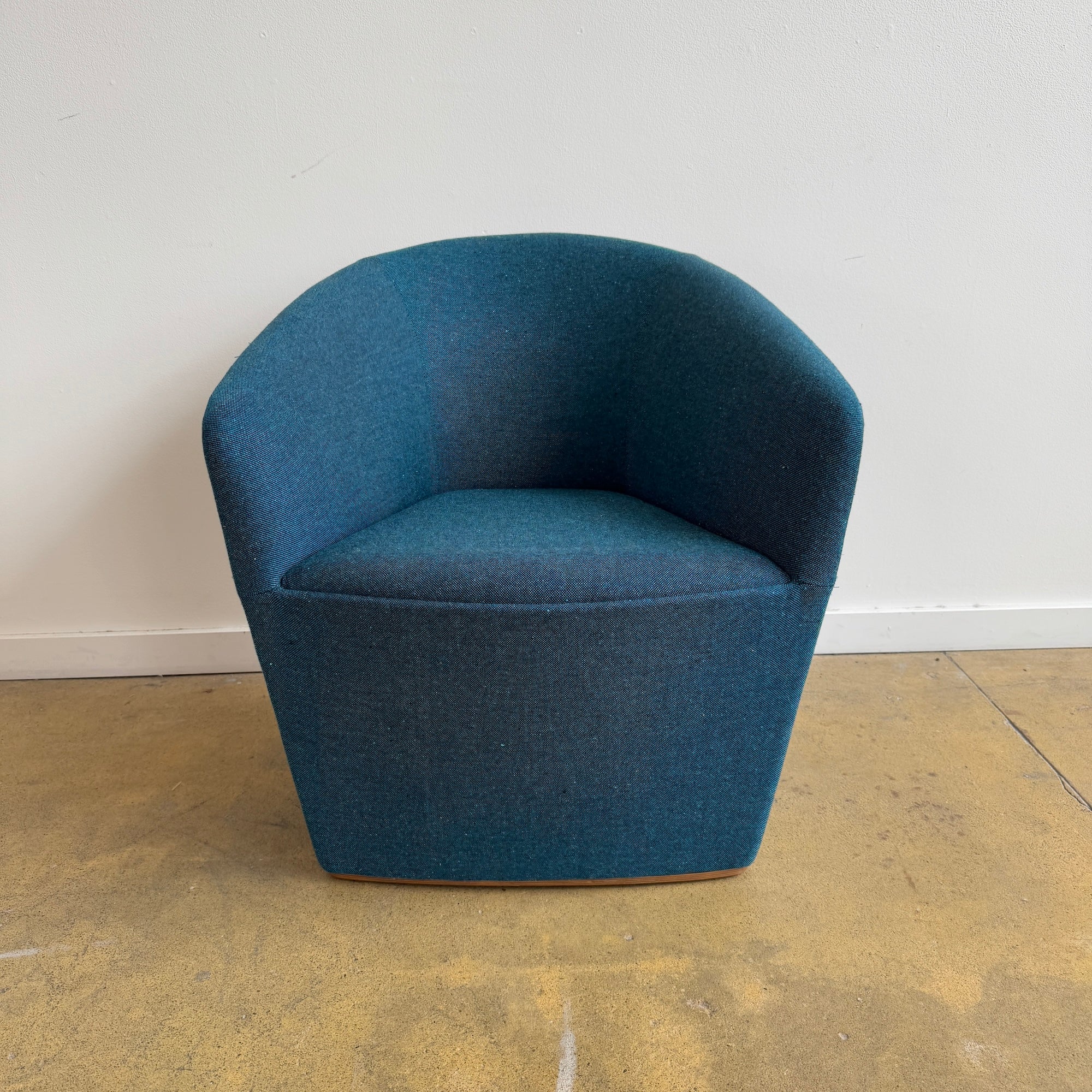 Andreu World Brandy Lounge chair by Lievore Altherr Molina - Image 2
