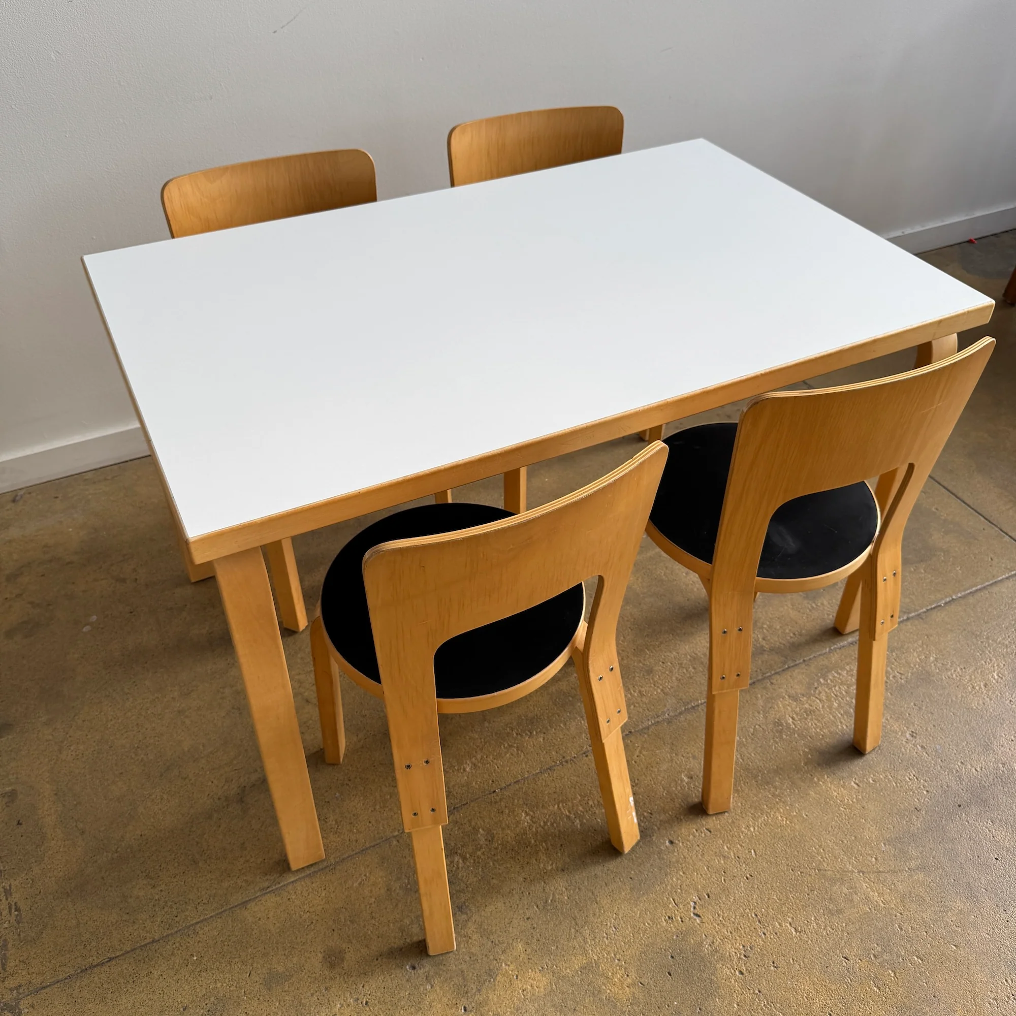 Authentic! Artek Alvar Aalto Table "Model 81B" - Image 2