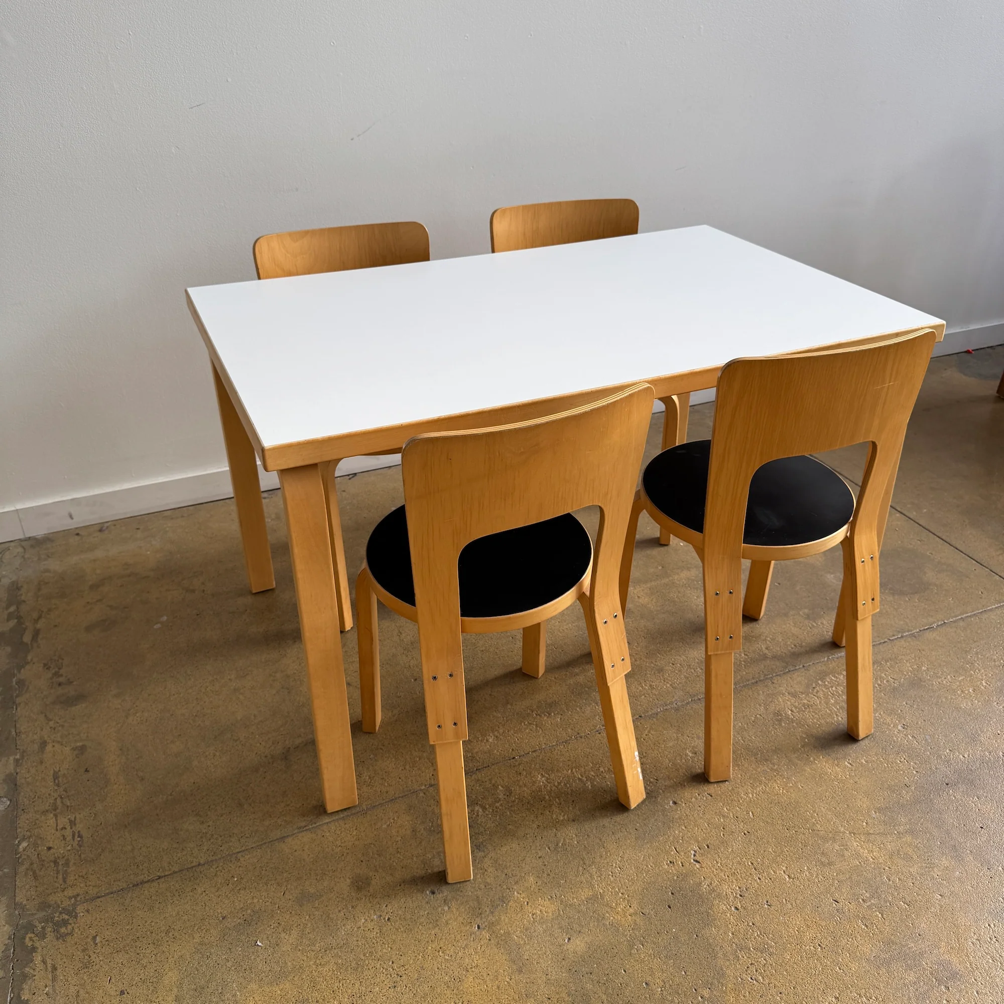 Authentic! Artek Alvar Aalto Table "Model 81B" - Image 6