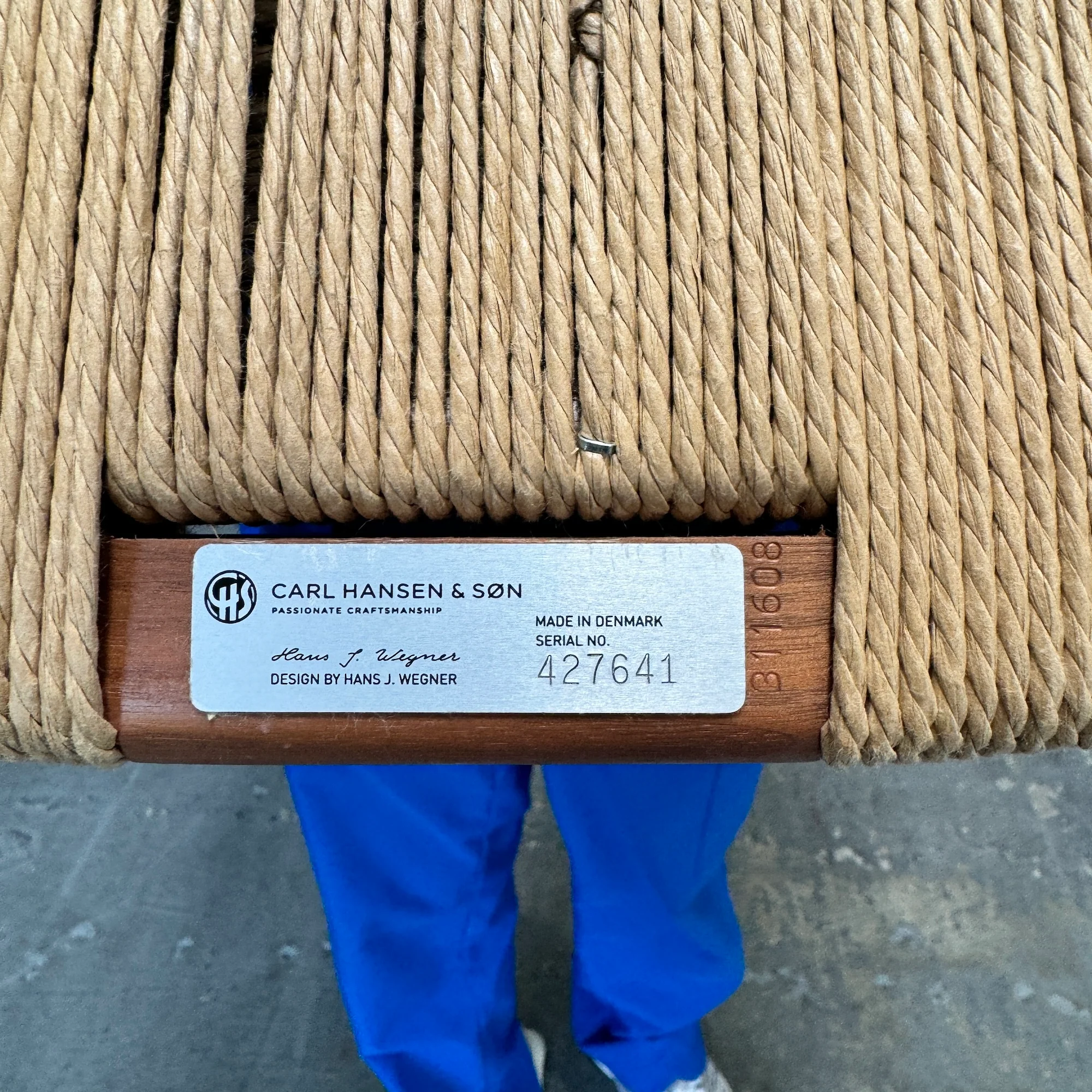 Authentic! Hans Wegner walnut wishbone Chair by Carl Hansen - Image 6