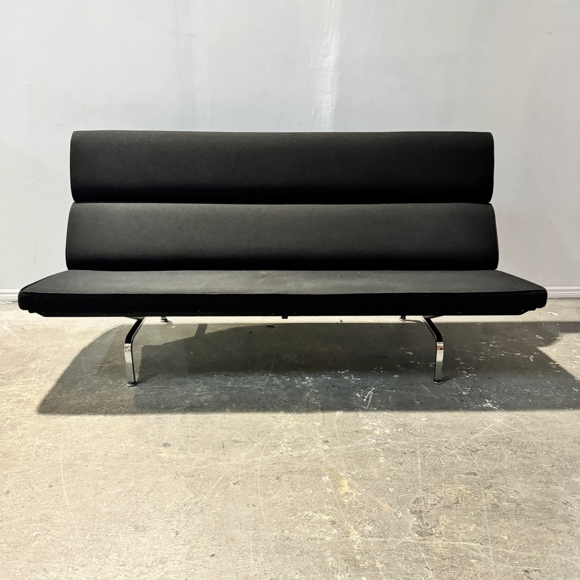 Authentic! Herman Miller Eames Compact Sofa