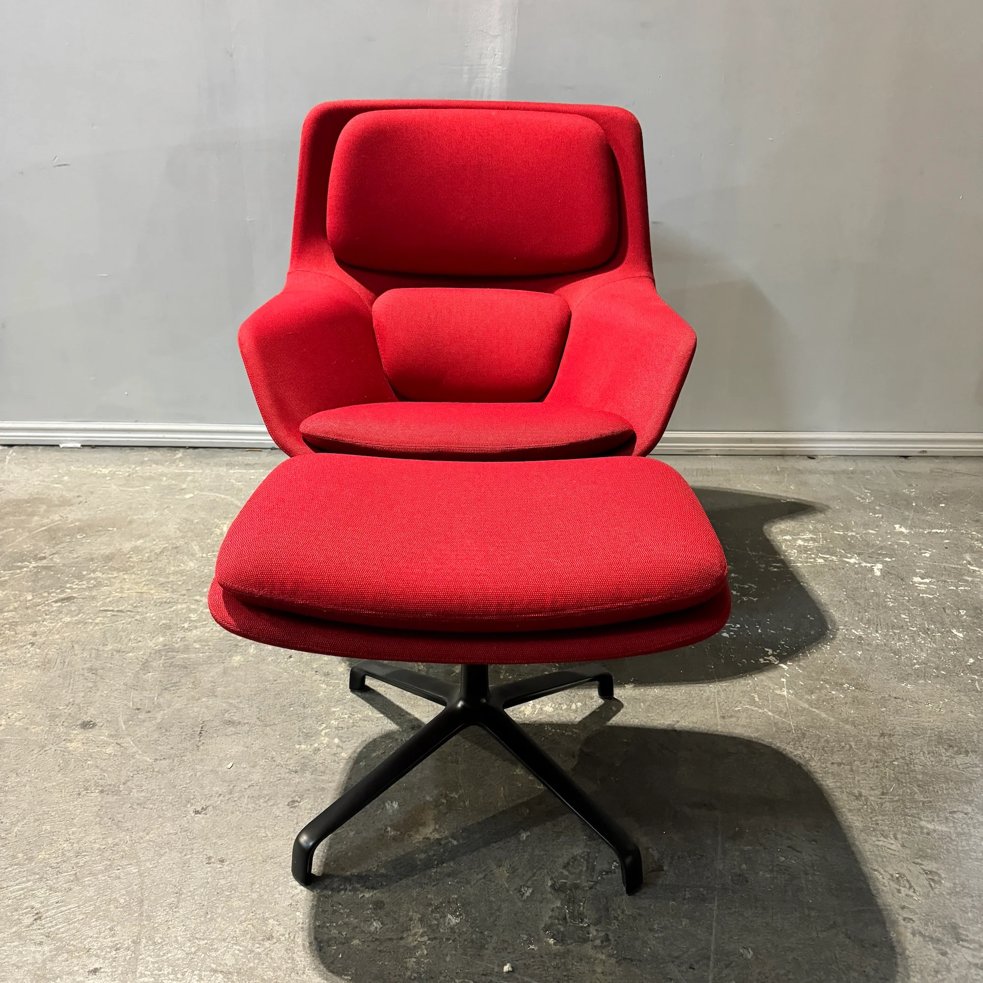 Authentic! Herman Miller Striad Lounge chair & Ottoman - Image 2