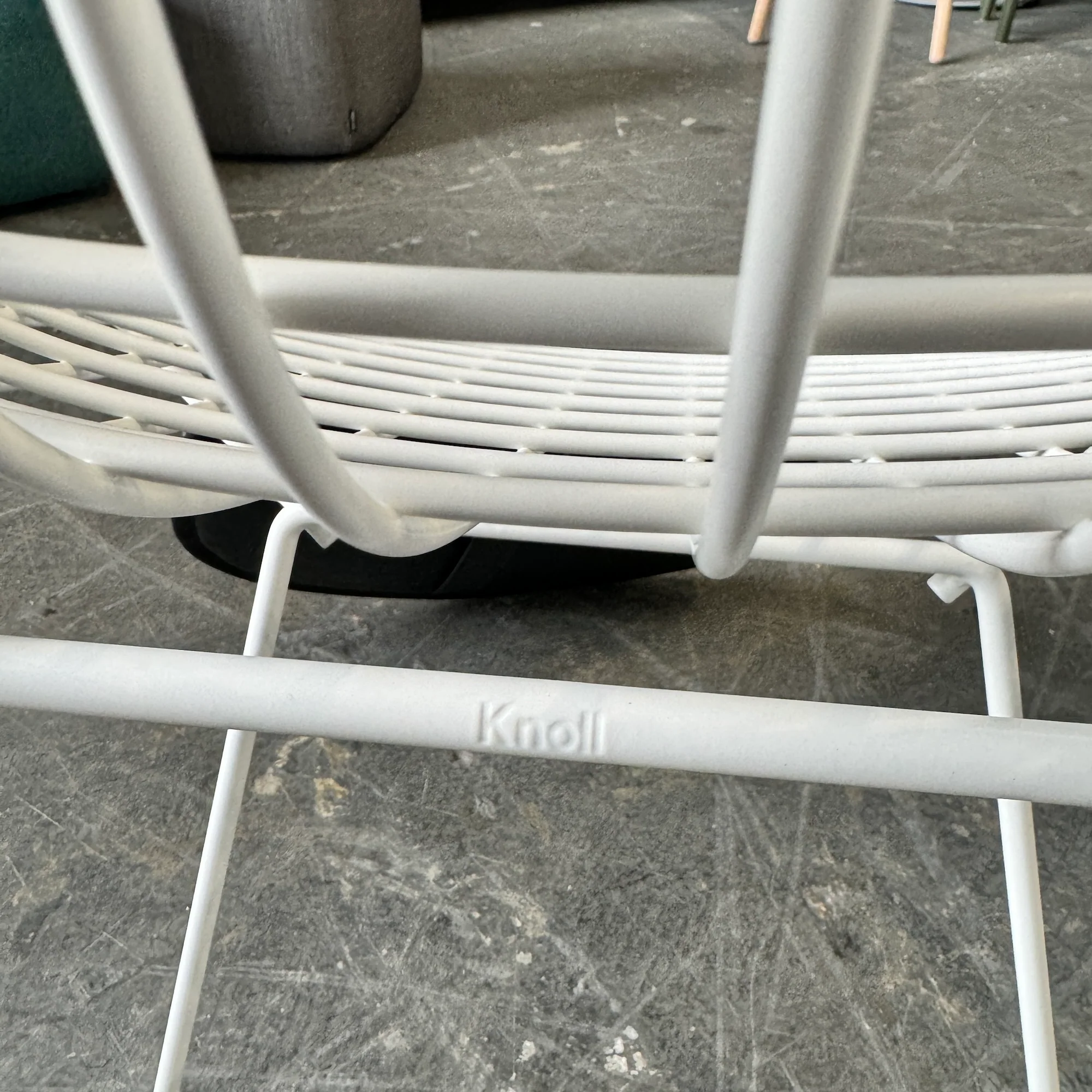 Authentic! Knoll Bertoia Side chairs with leather pad (Set of 8) - Image 8