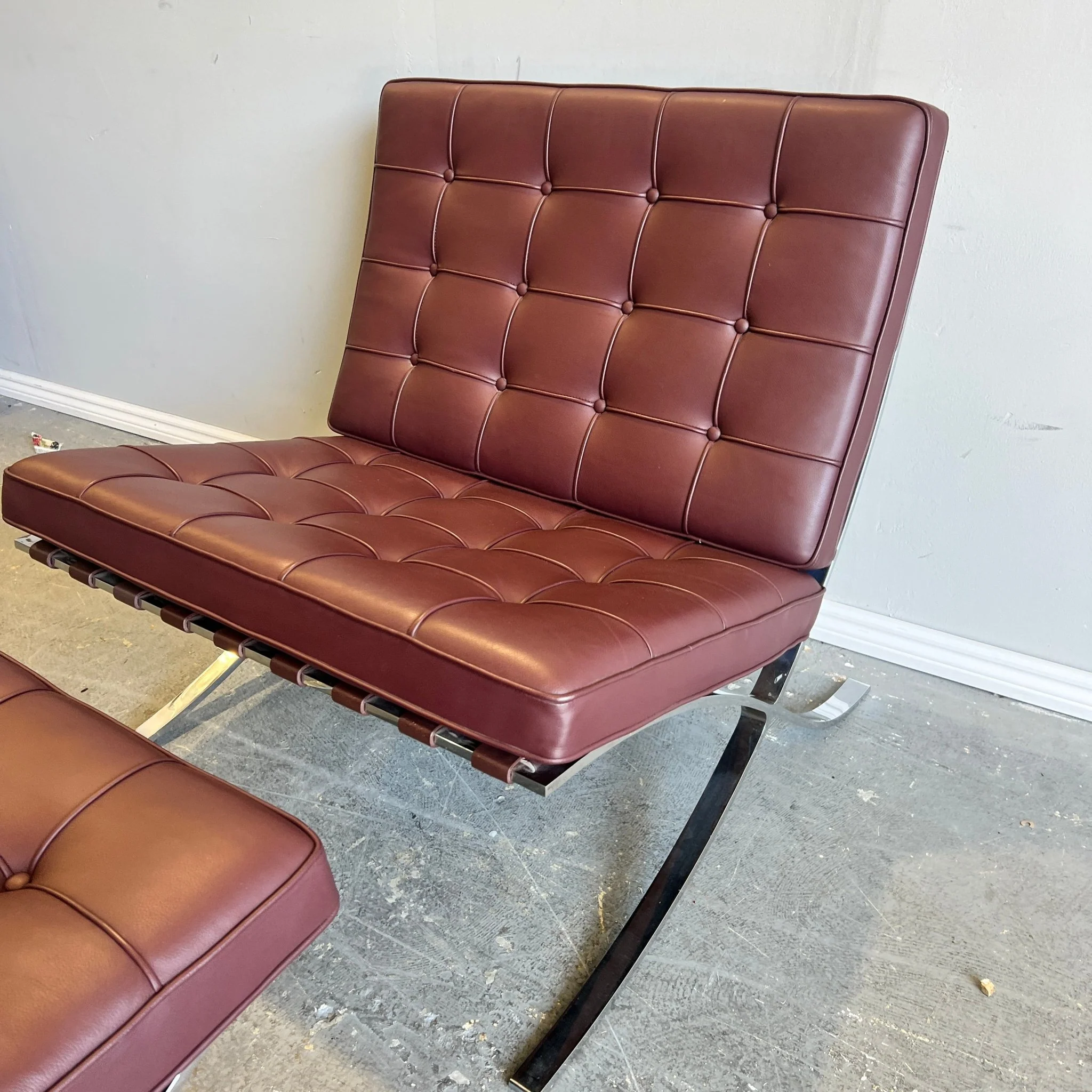 Authentic! Knoll Mies Van Der Rohe iconic Barcelona chair and Ottoman - Image 4