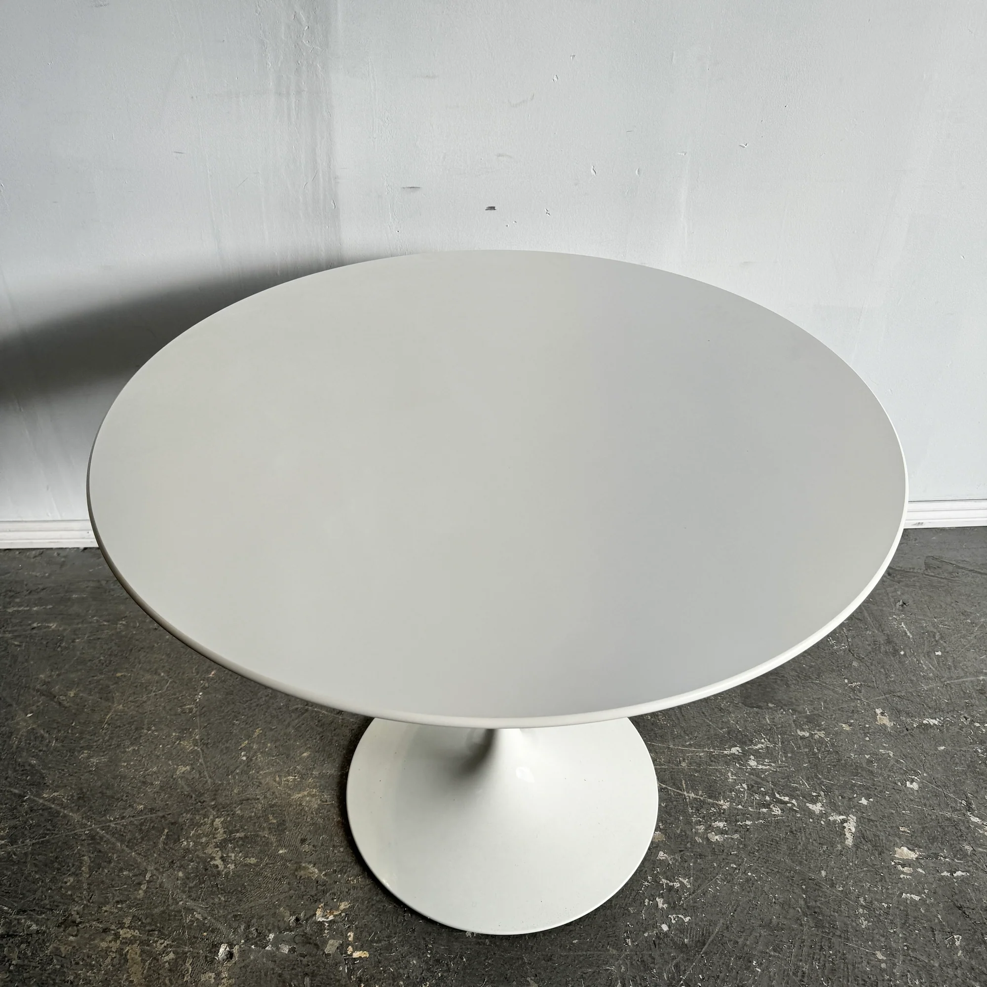 Authentic! Knoll Saarinen 35 Dia" Dining Table - Image 2