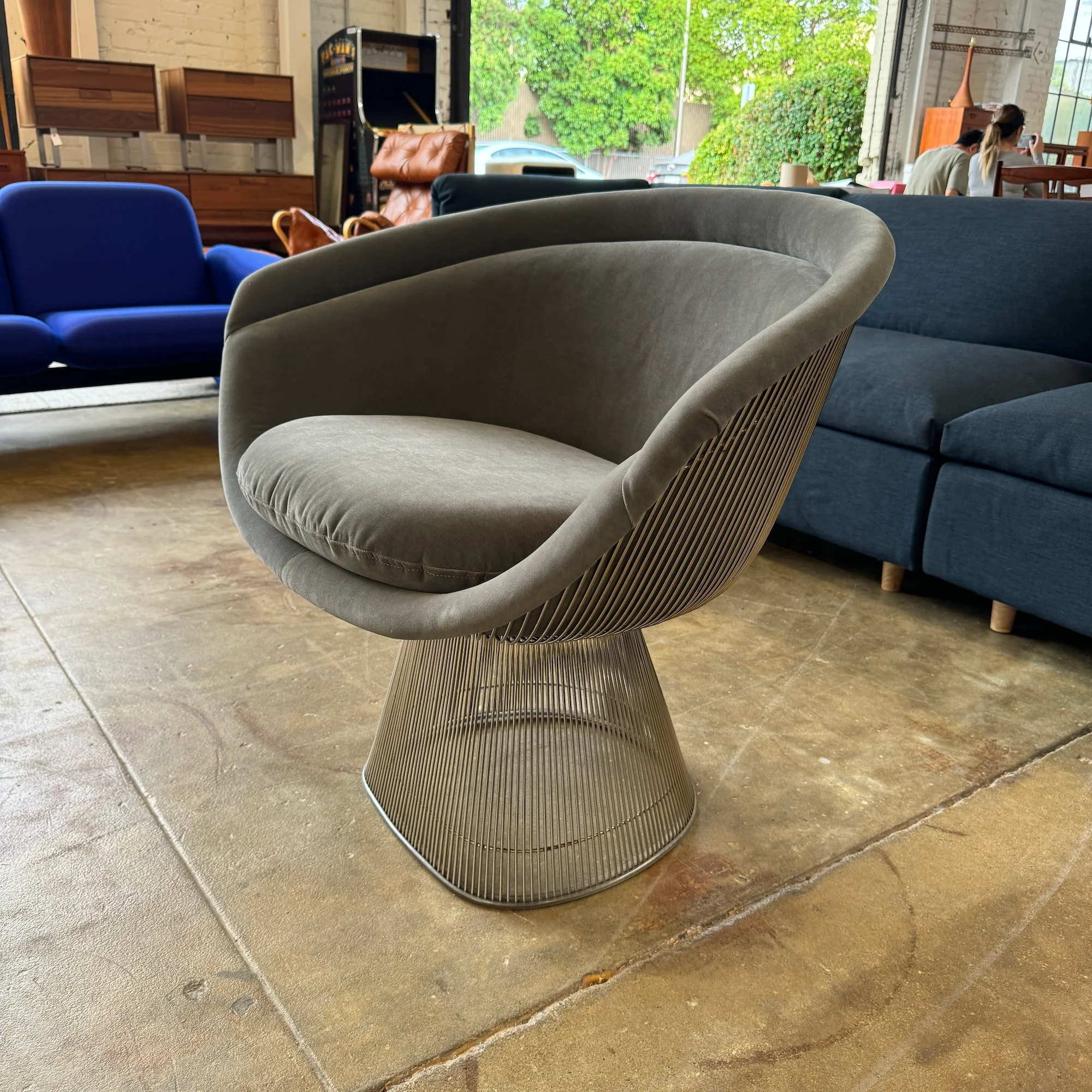 Authentic! Knoll Warren Platner Premium Velvelt Lounge Chair (New Upholstery) - Image 2