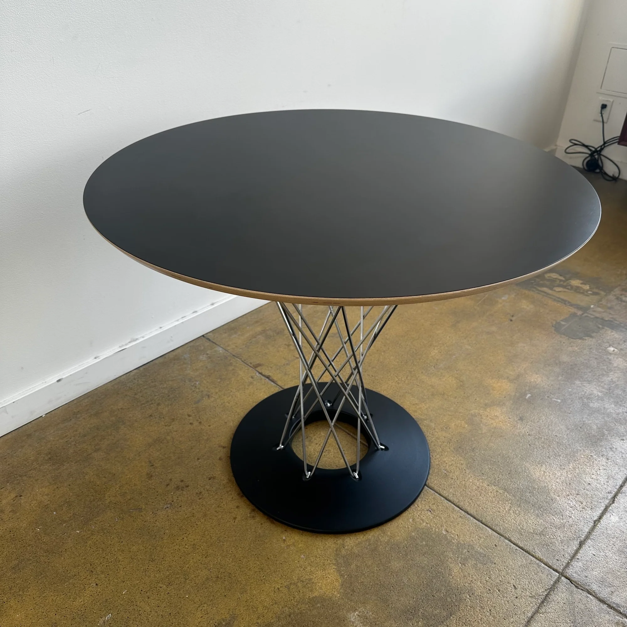 Authentic! Noguchi Cyclone 36 Dining Table by Knoll - Image 3
