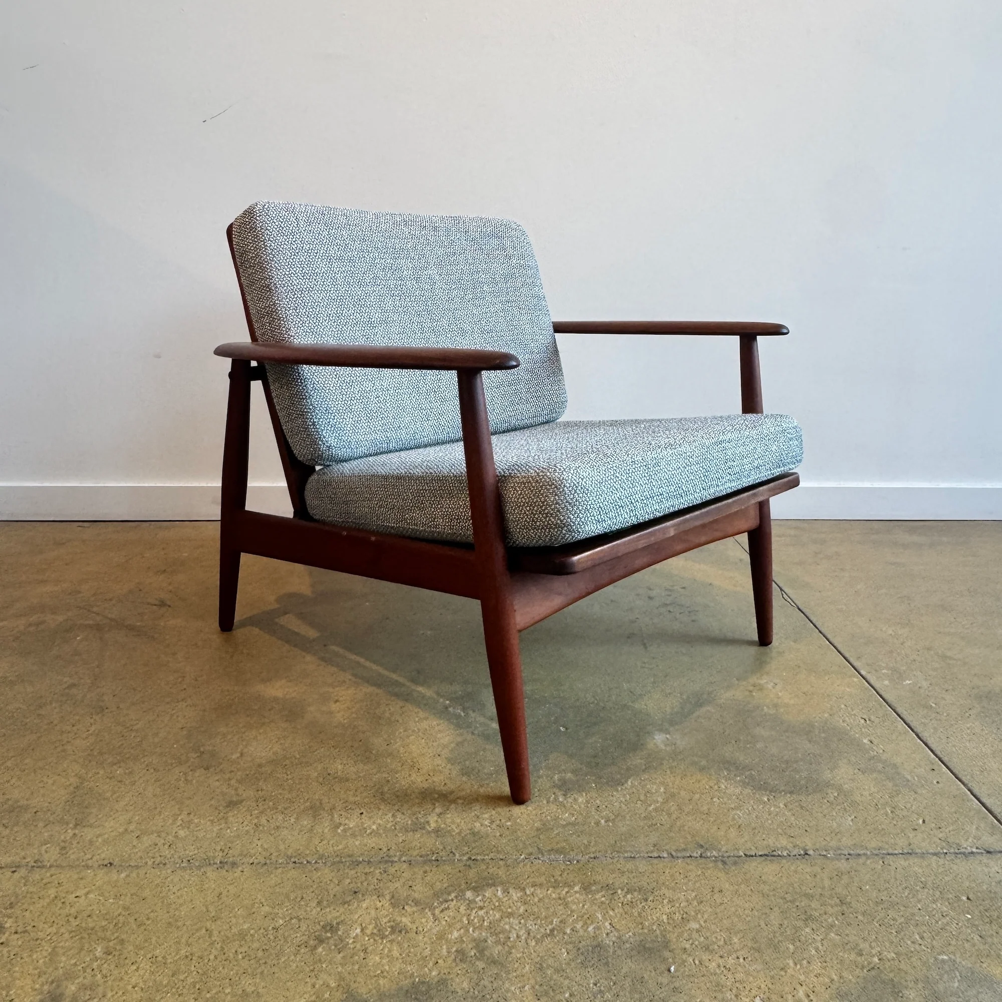 Danish Modern 1960s MM Moreddi Teak Lounge Chair (New Upholstery) - Image 2