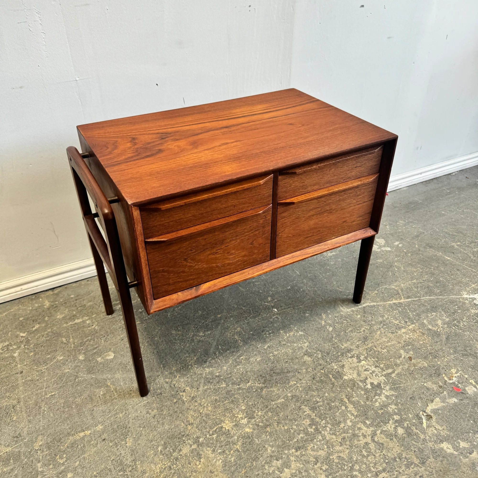 Danish Modern Arne Vodder small cabinet - Image 2