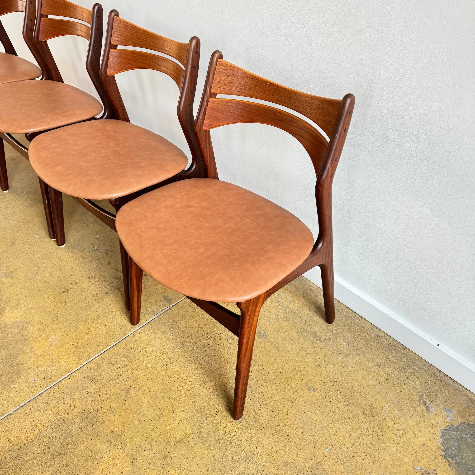Danish Modern Erik Buch Set of 4 Model 310 Teak dining chairs - Image 5