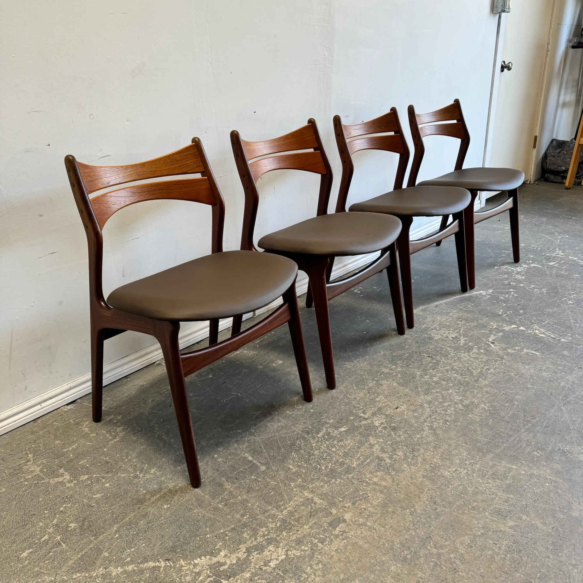 Danish Modern Erik Buch Set of 4 Model 310 Teak dining chairs - Image 3