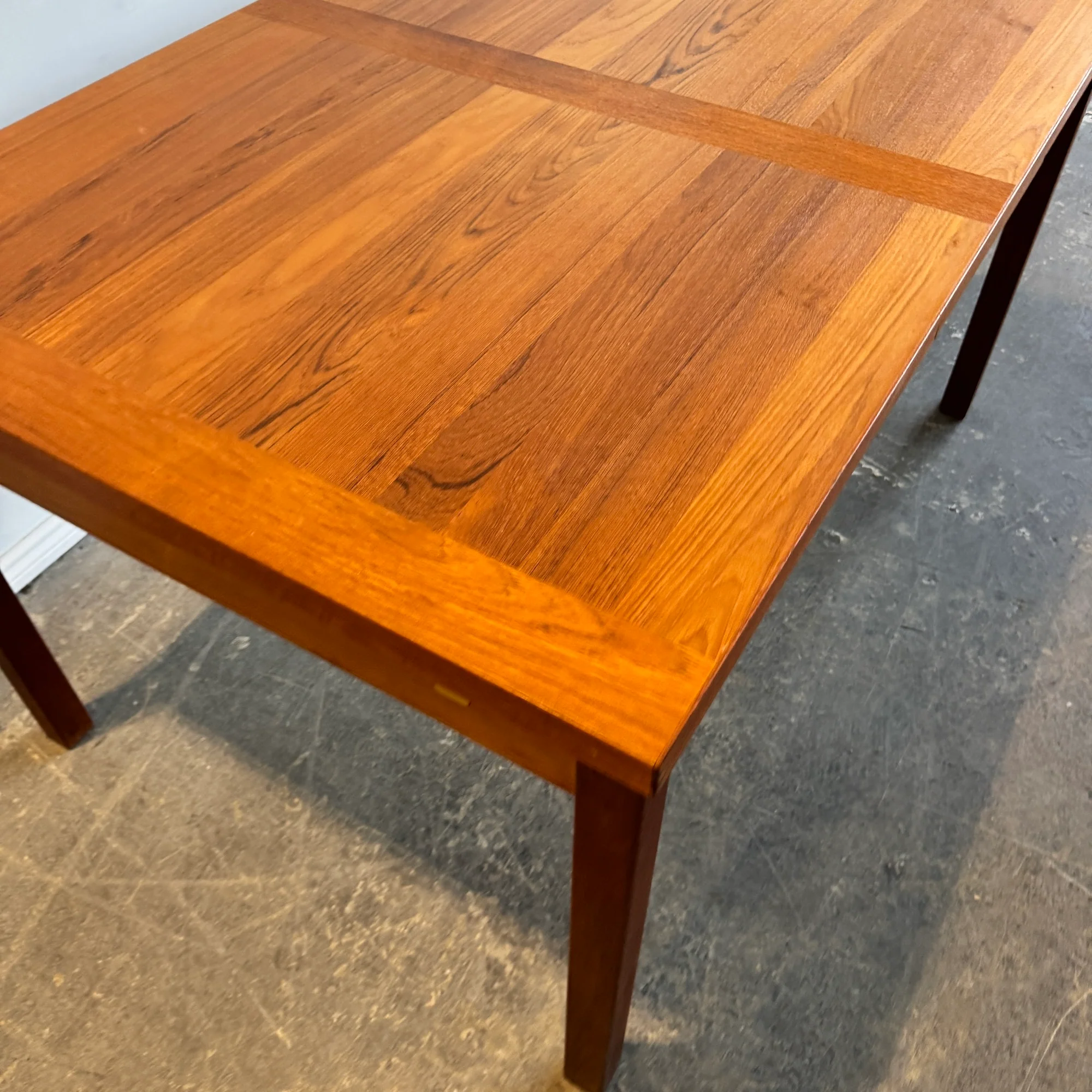 Danish Modern Expandable dining table - Image 6