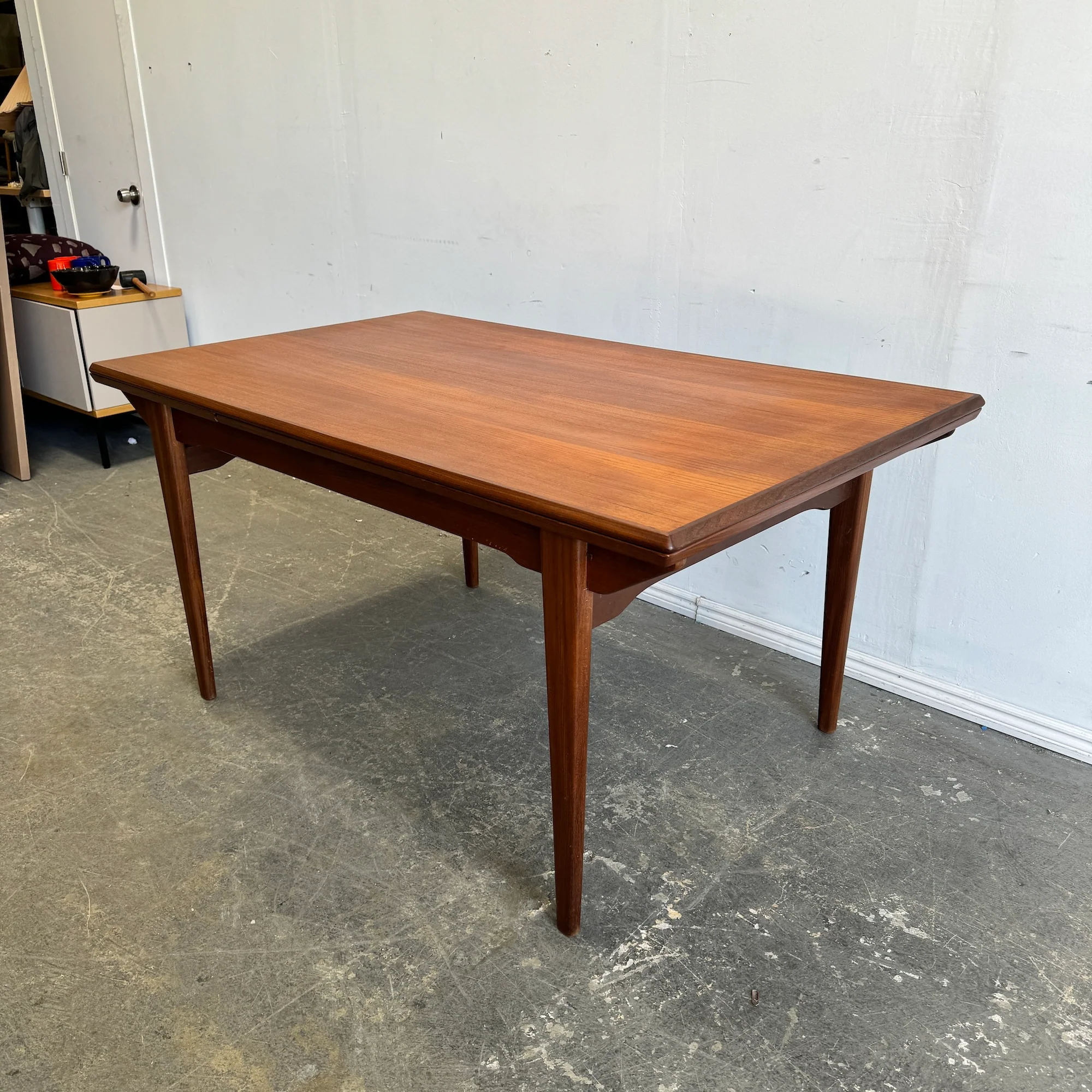 Danish Modern Expandable teak dining table - Image 5