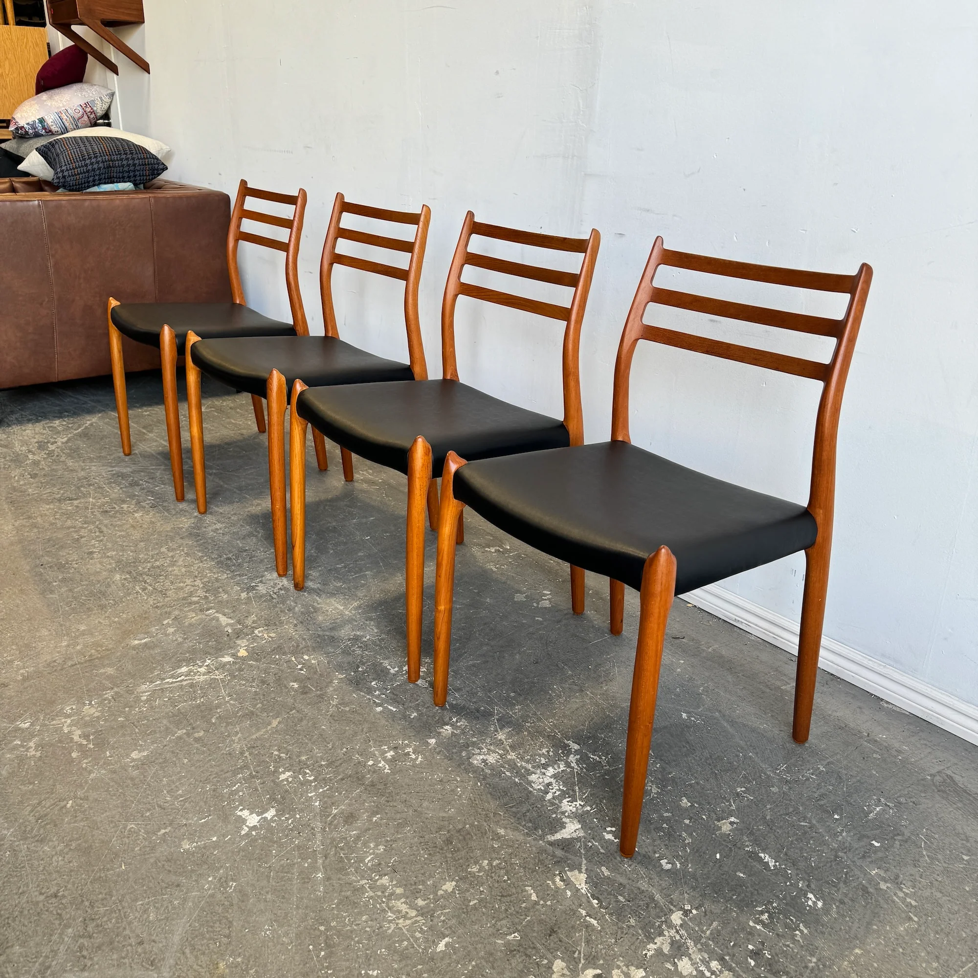 Danish Modern Niels Moller Model 78 Side Chair with Leather Seat - Image 2
