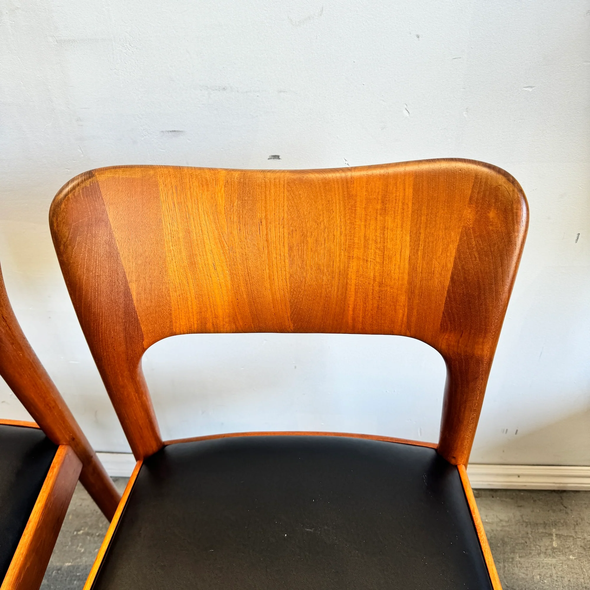 Danish Modern Ole Chair by Niels Koefoed for Koefoeds Hornslet - Image 4