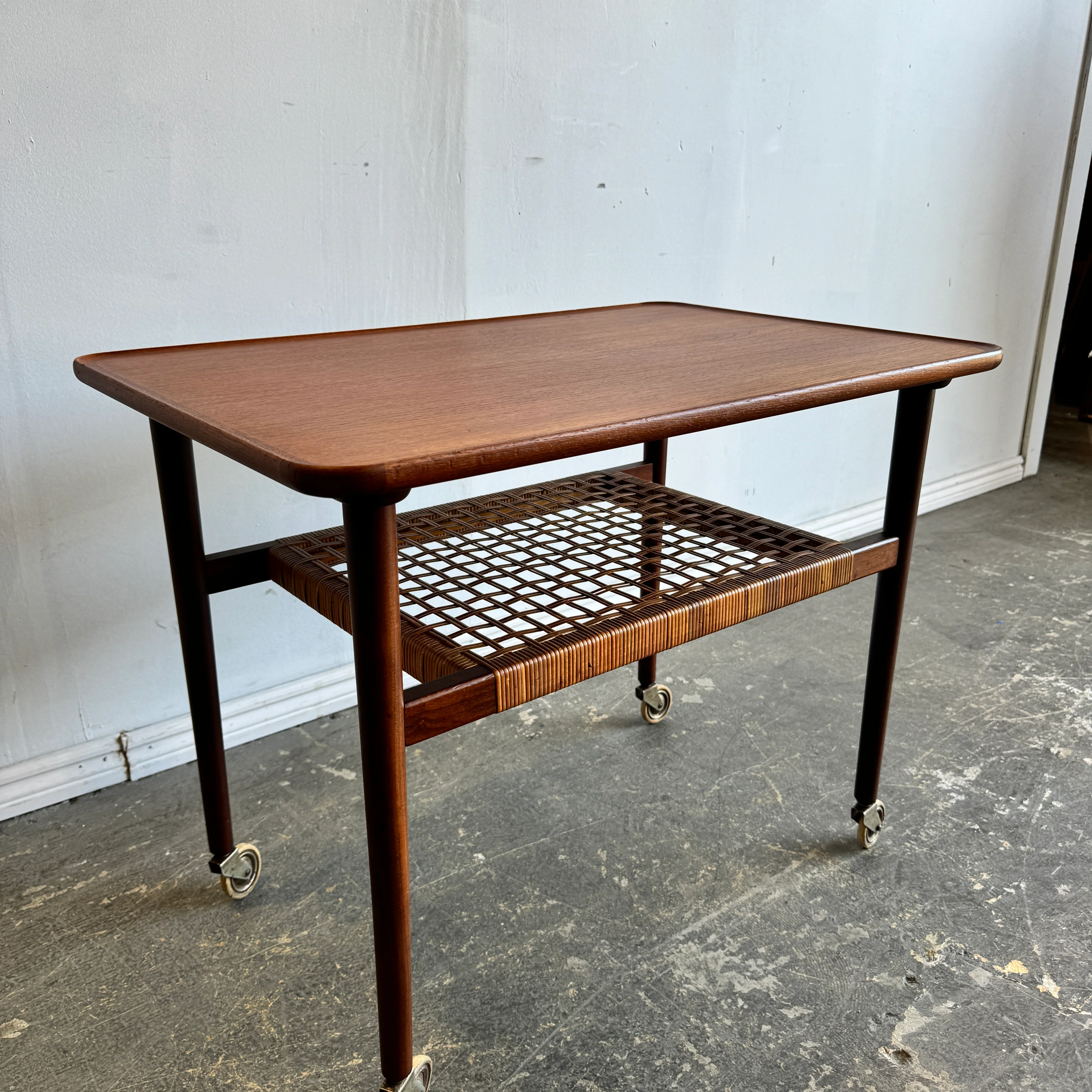 Danish Modern serving trolley/ Bar cart in teak with canning - Image 2