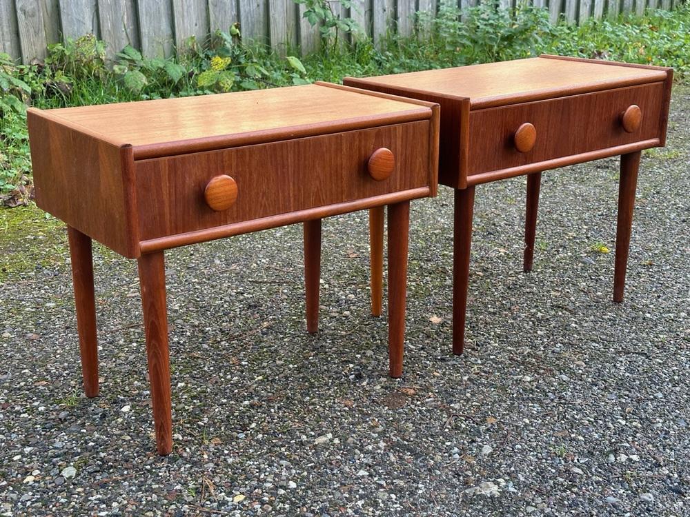 Danish Modern Set of 2 Teak Nightstands