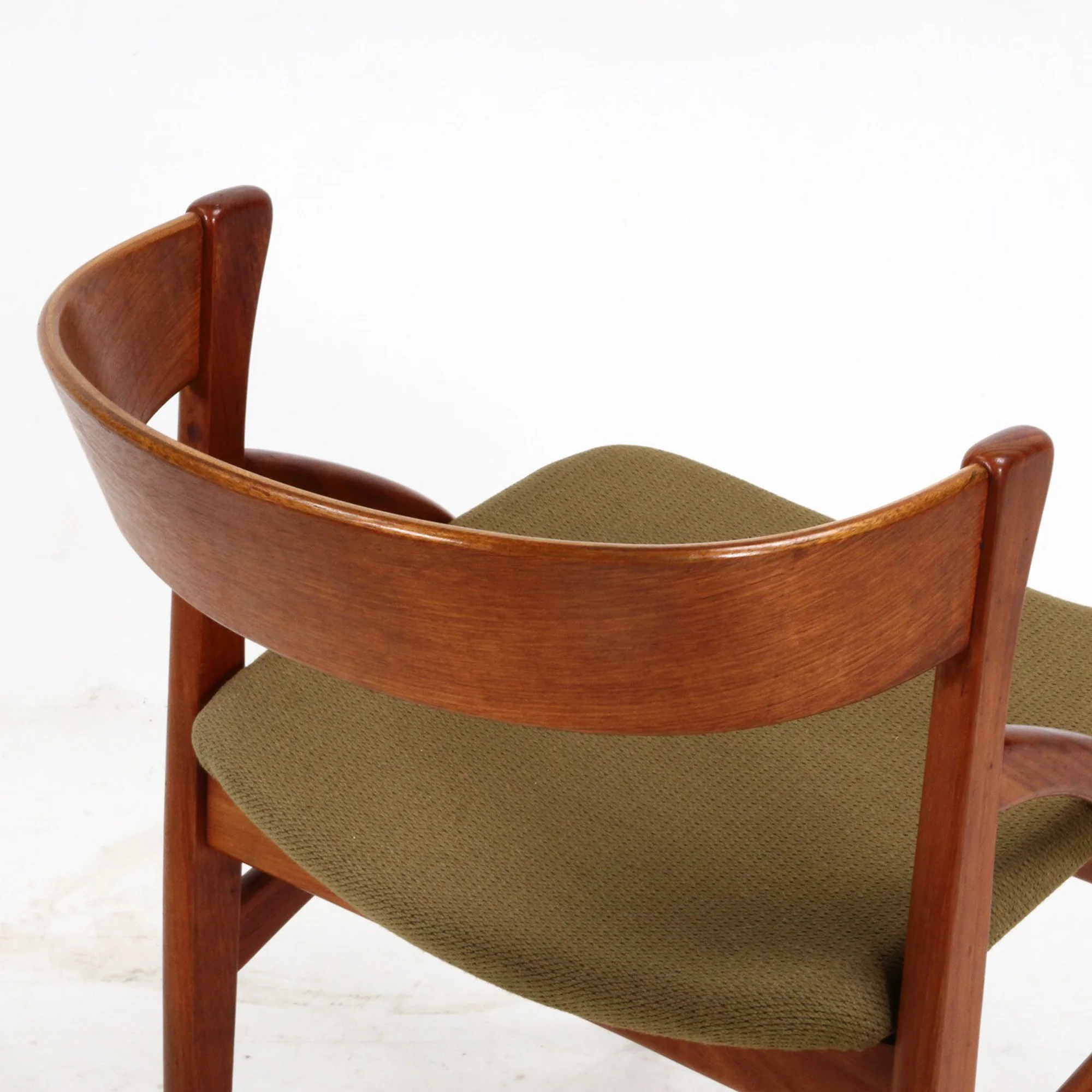 Danish Modern set of 6 teak chairs by Dyrlund - Image 5
