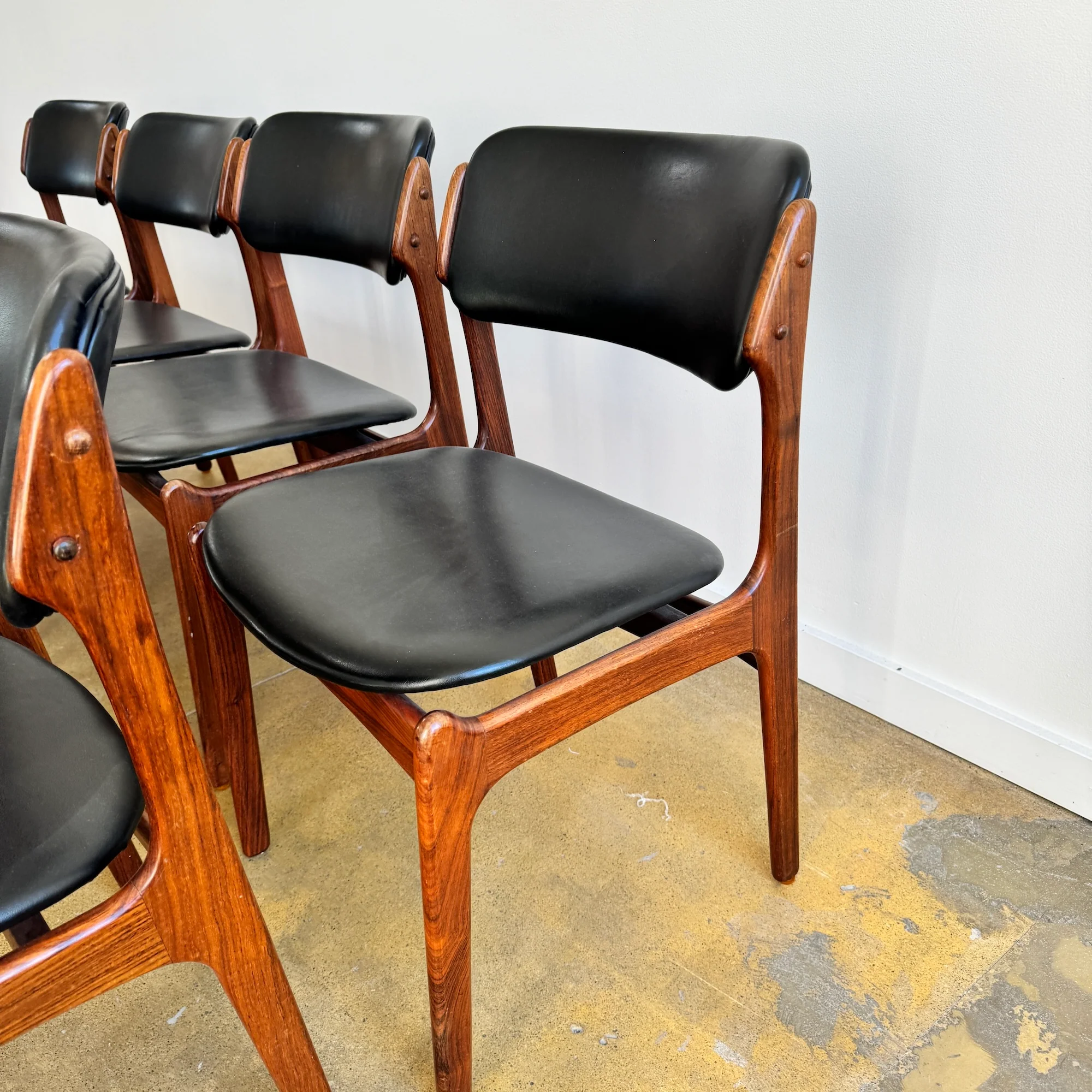 Danish Modern set of 8 Erik Buch Model 49 Rosewood Dining chairs - Image 6