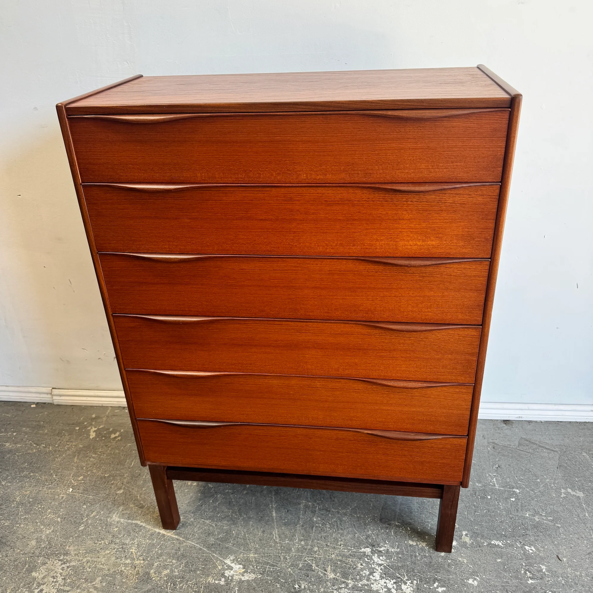 Danish Modern Tall 6 Drawer Teak Tall Dresser - Image 8