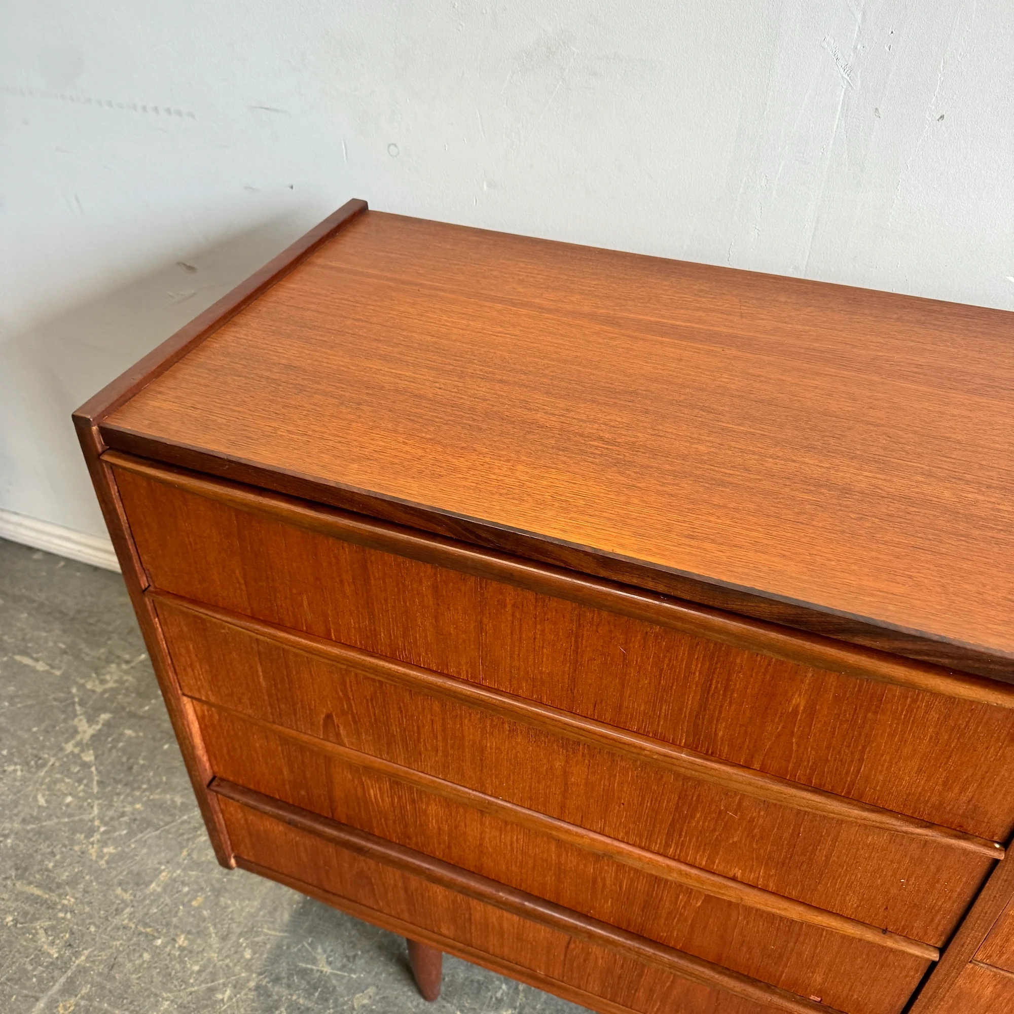 Danish Modern Teak Dresser with two matching Nightstands - Image 7