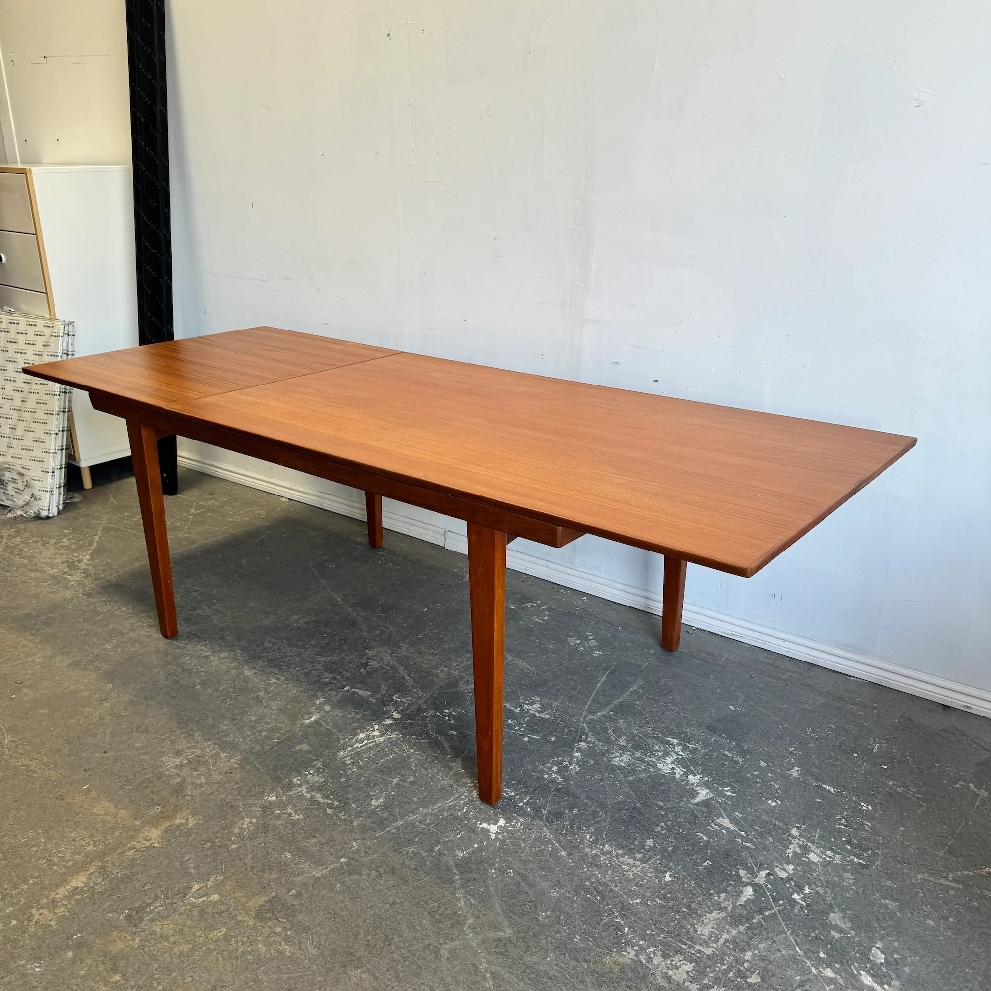 Danish Modern Teak Single extension dining table - Image 3