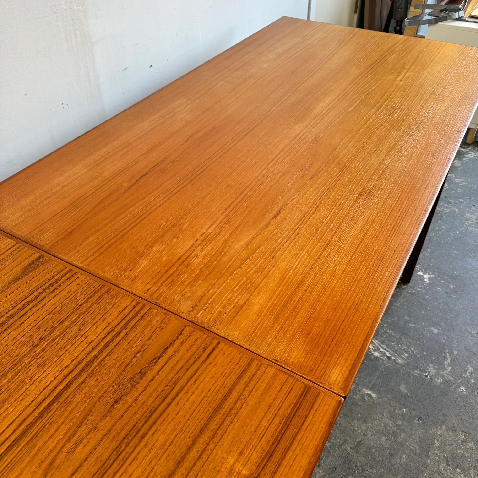 Danish Modern Teak Single extension dining table - Image 8