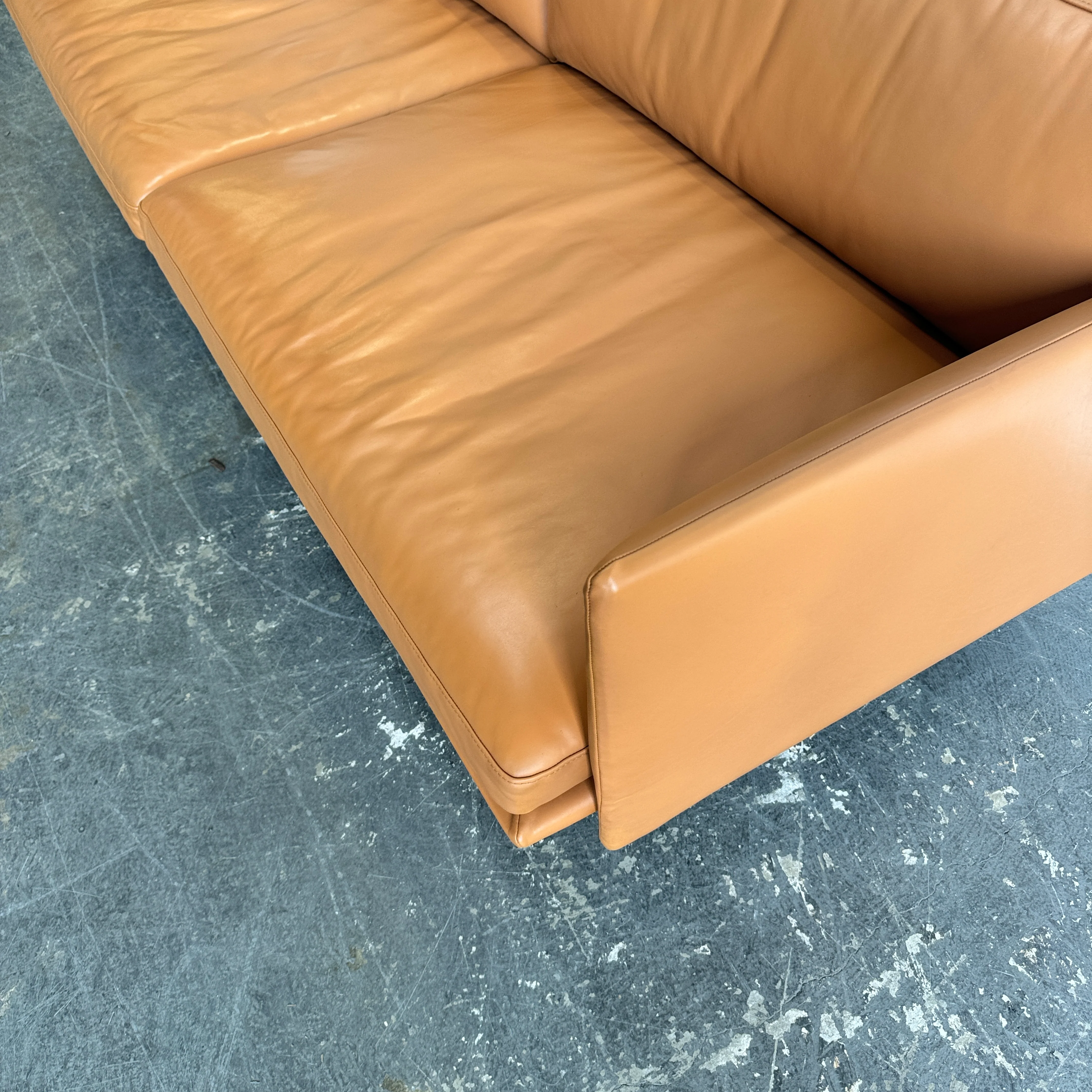Design Within Reach Muuto Outline leather Sofa - Image 7