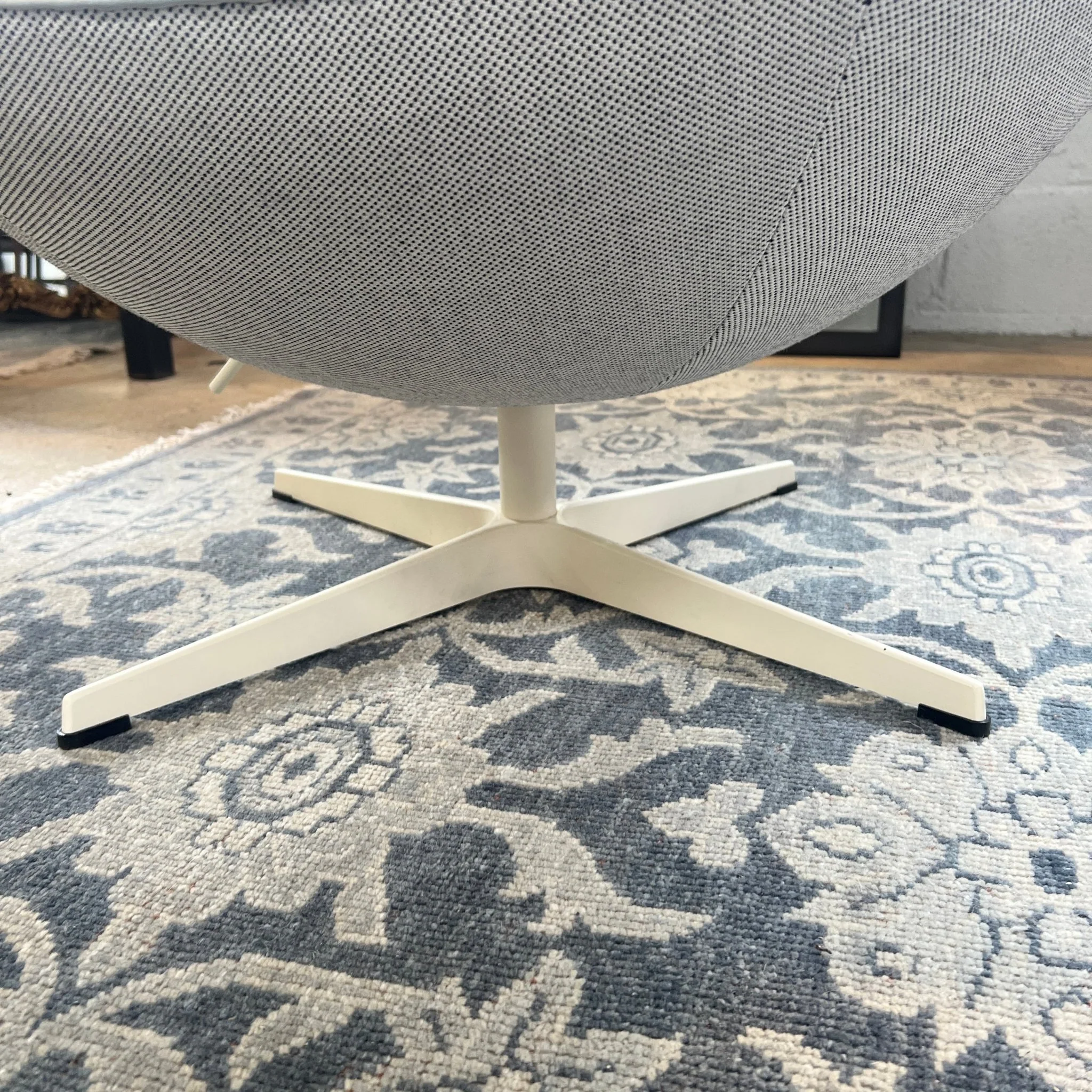 Fritz Hansen Authentic Arne Jacobsen Egg chair by Design Within Reach - Image 4