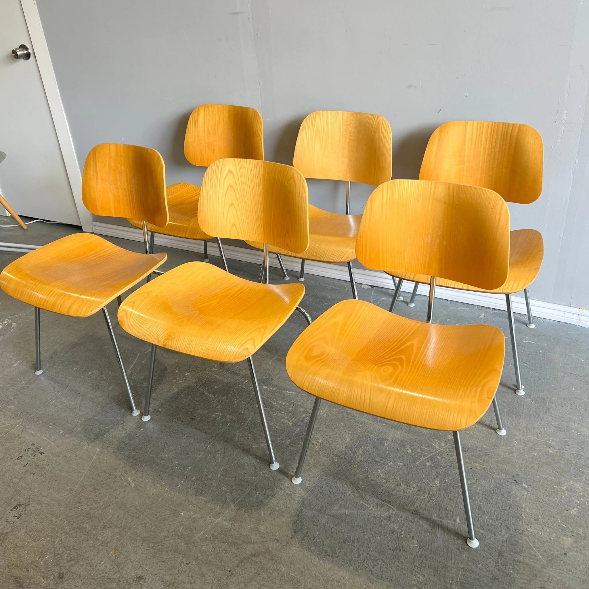 Herman Miller Eames Molded Plywood (Set of 6 )Dining Chairs - Image 2