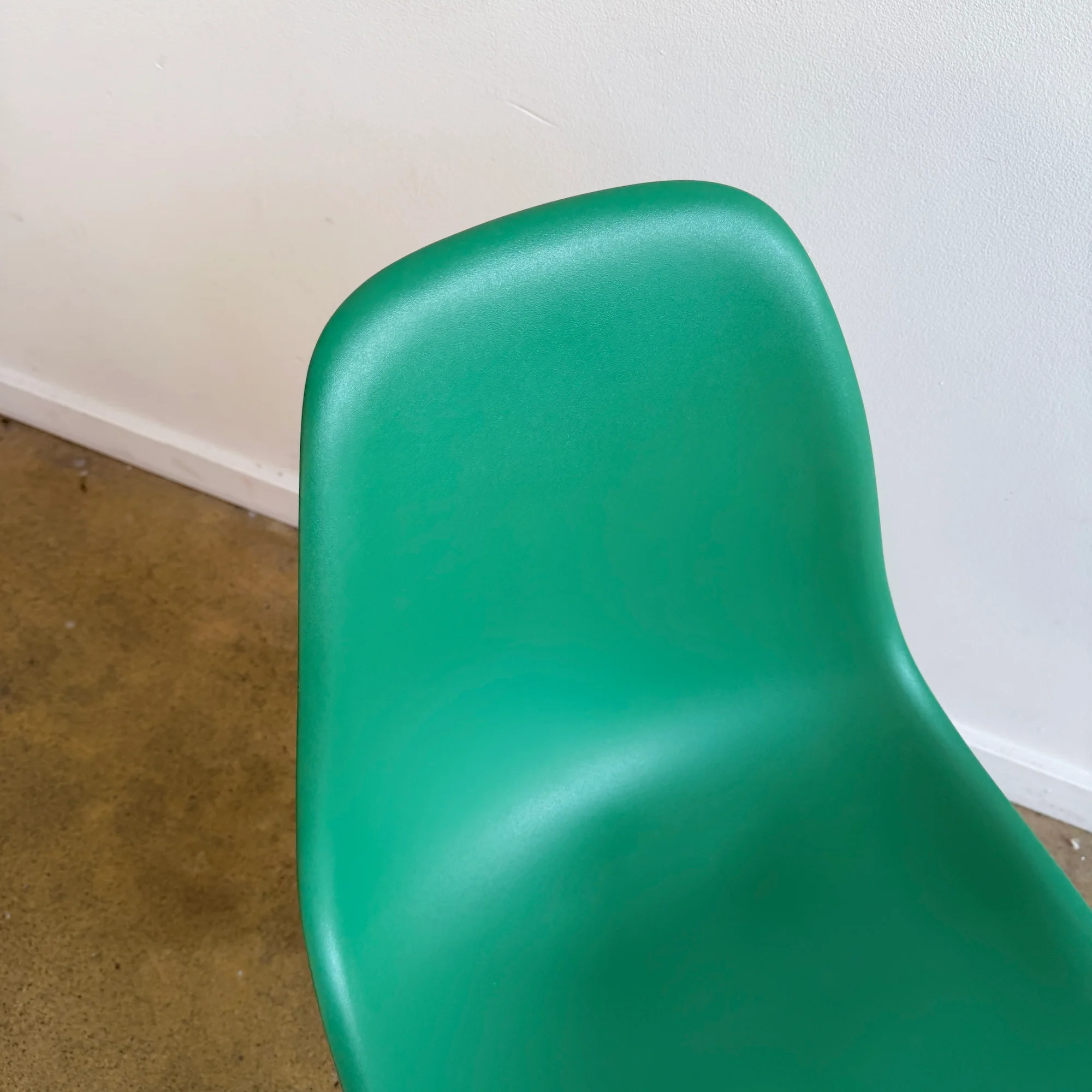 Herman Miller Eames Molded Rare Green Plastic Side Chair (Three Available) - Image 3