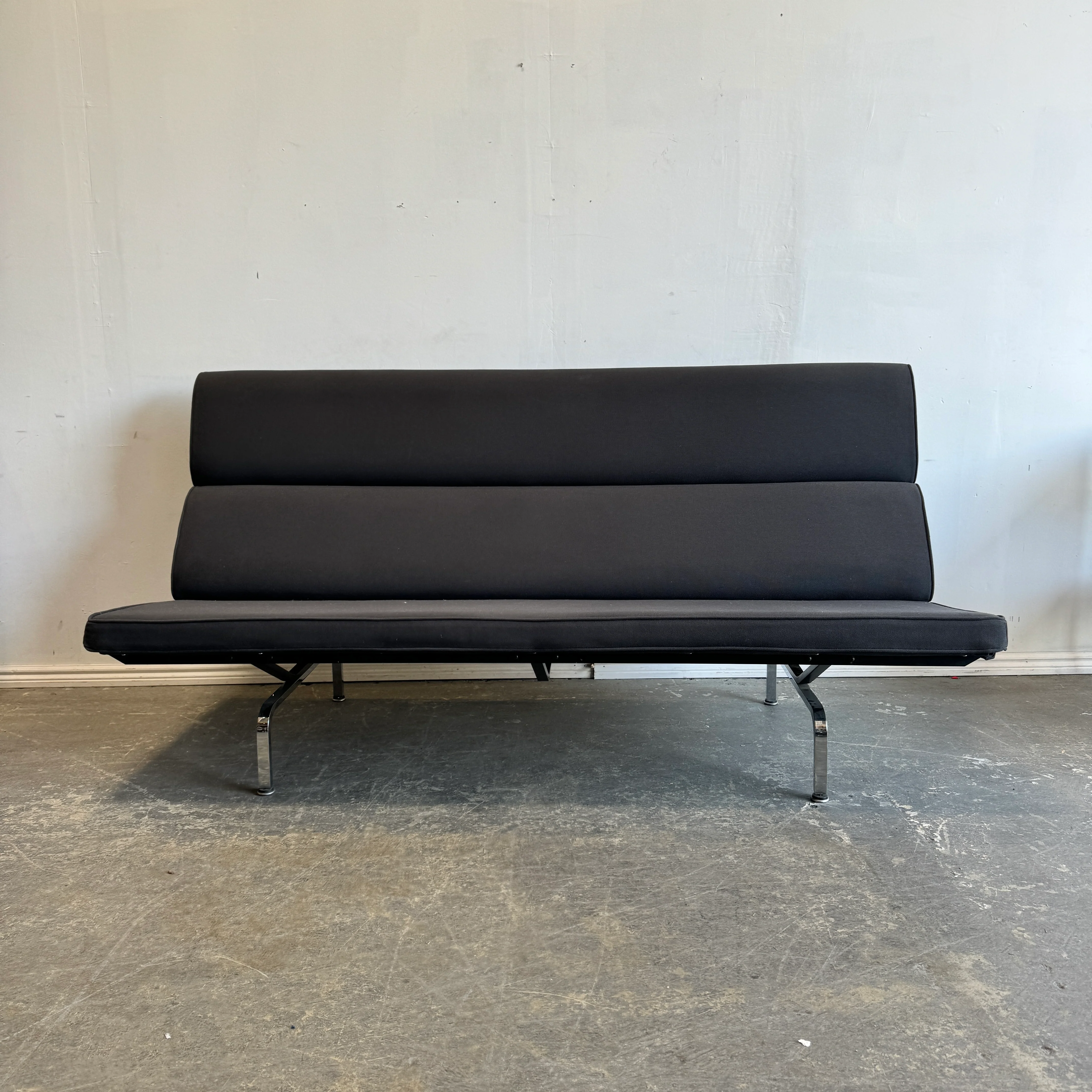Herman Miller Eames Sofa Compact