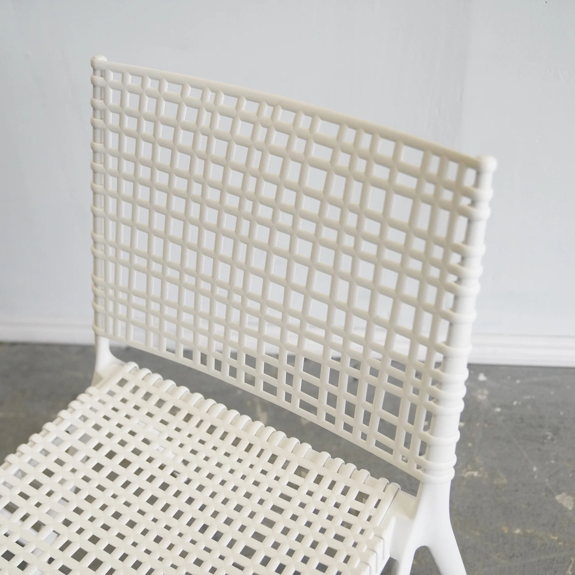 Janus Et Cie Branch Patio Dining Chairs in White Powder Coated Aluminum - Image 3