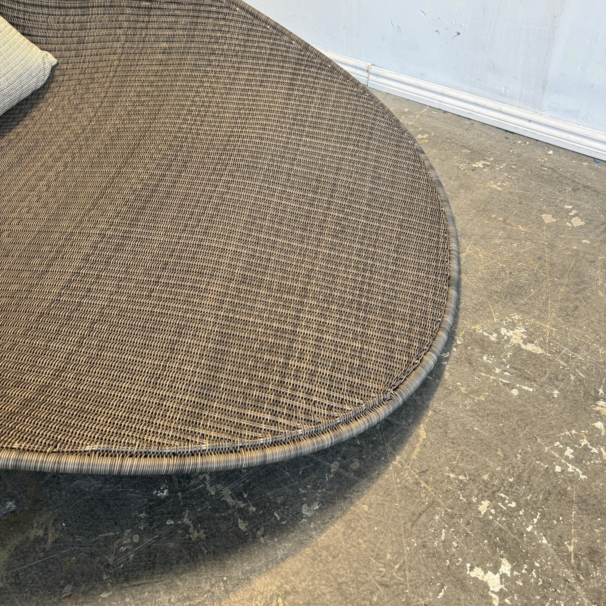 Janus et Cie Fibonacci Vantana Double Chaise - Image 7