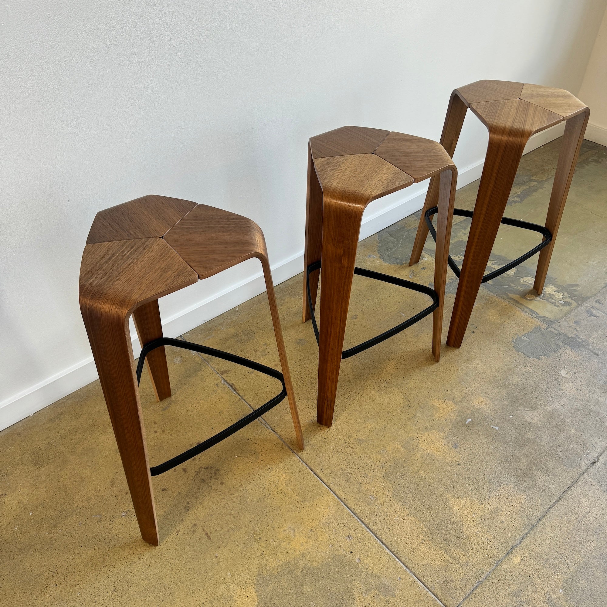 Jehs + Laub set of 3 Tre barstools for Davis - Image 3