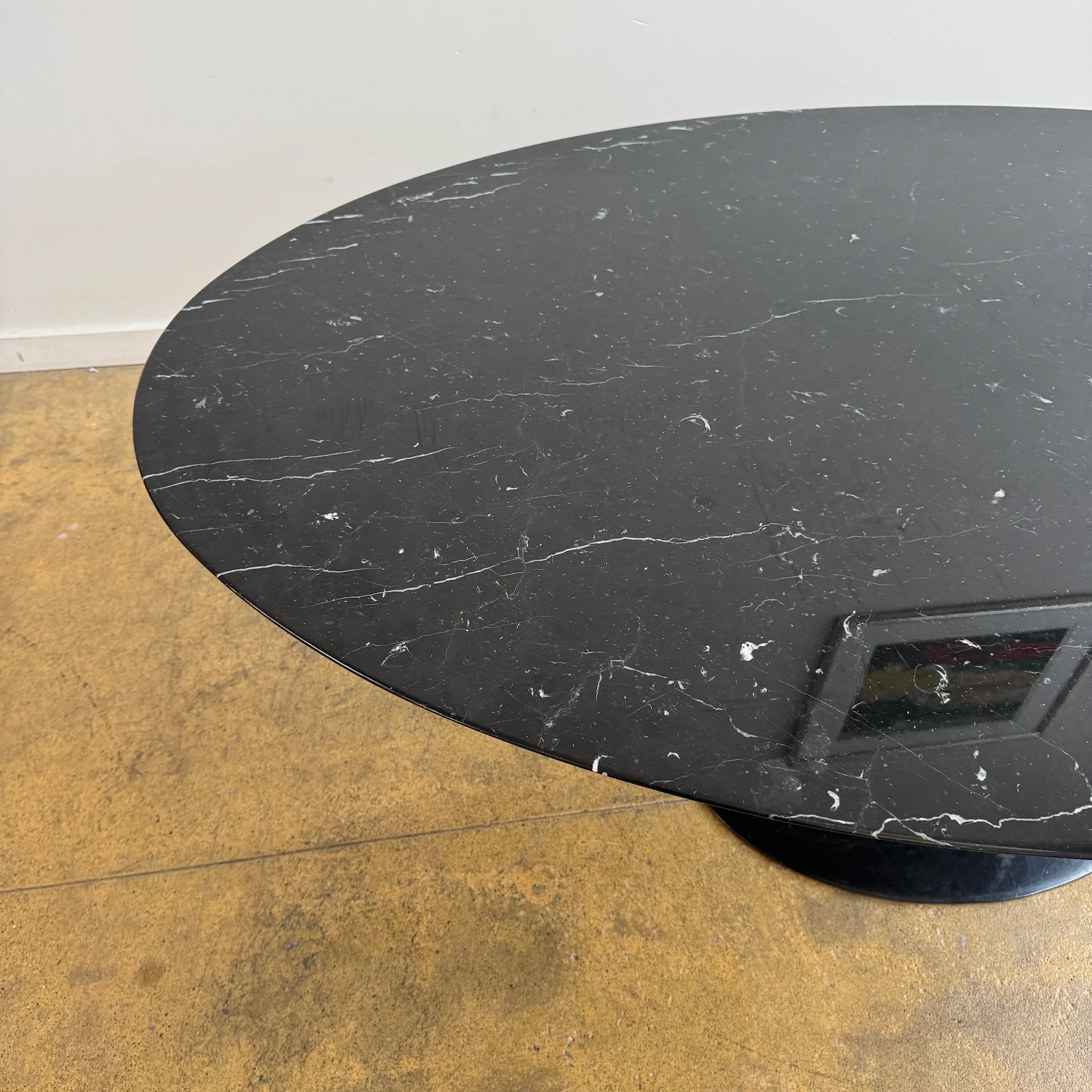 Knoll® Saarinen Oval 78' Nero Marquina  Dining Table - Image 7