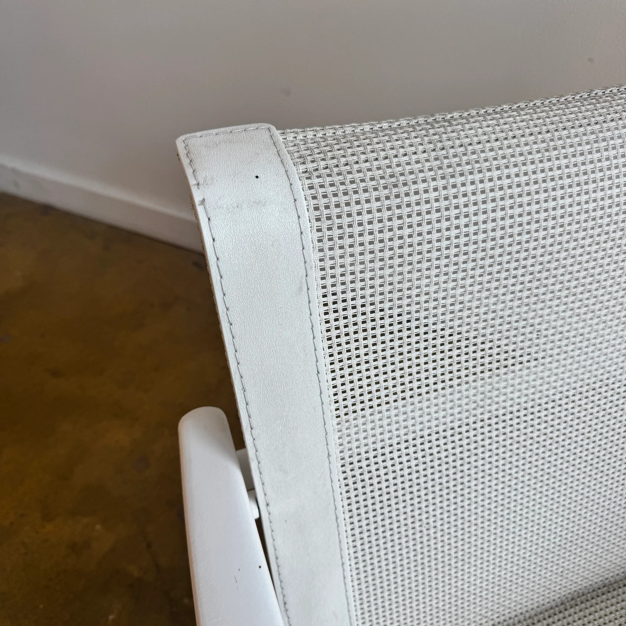 Knoll Richard Schultz Lounge Chair with Arms (6 Available) - Image 6