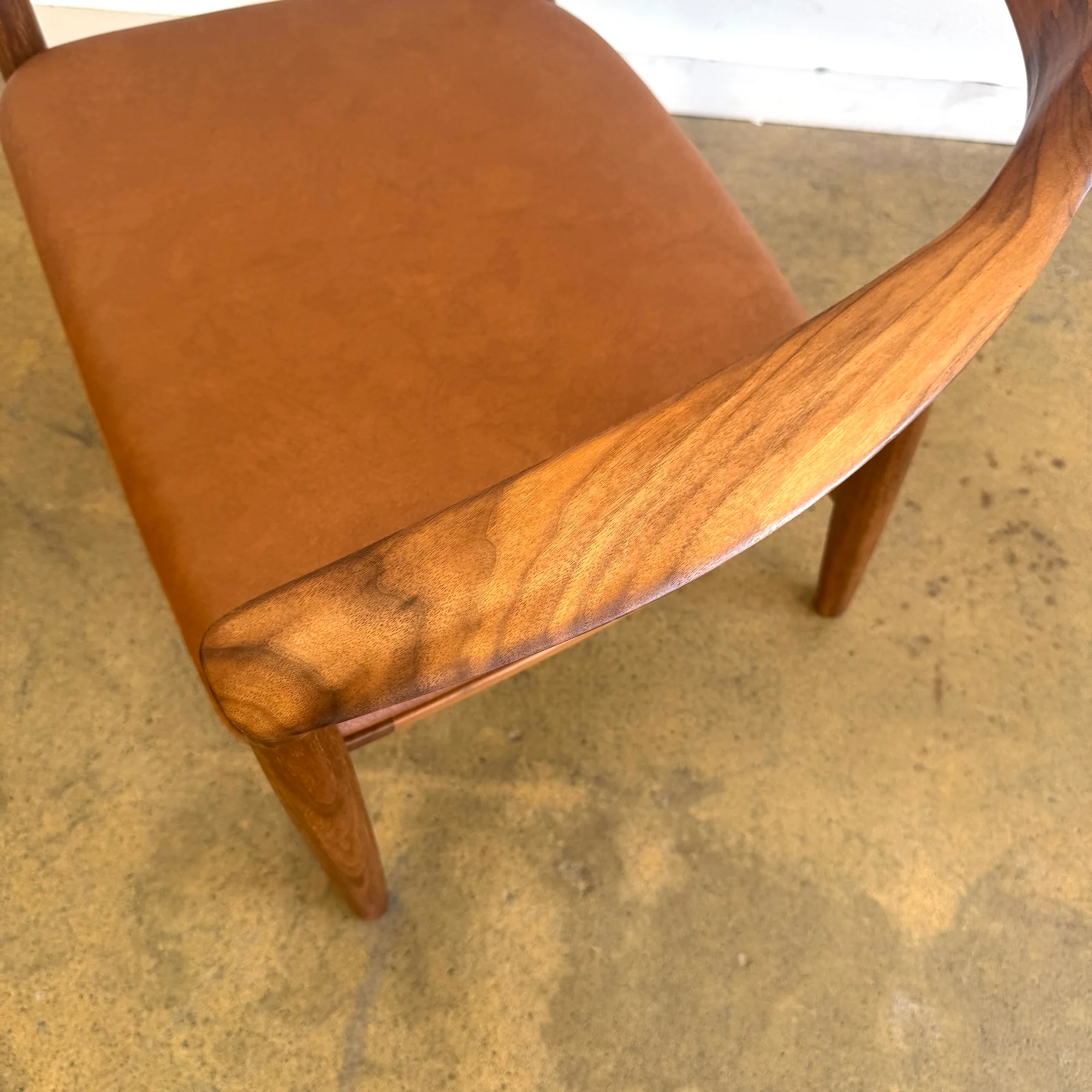 Maruni Hiroshima Walnut Leather Lounge Chair by Naoto Fukasawa - Image 7