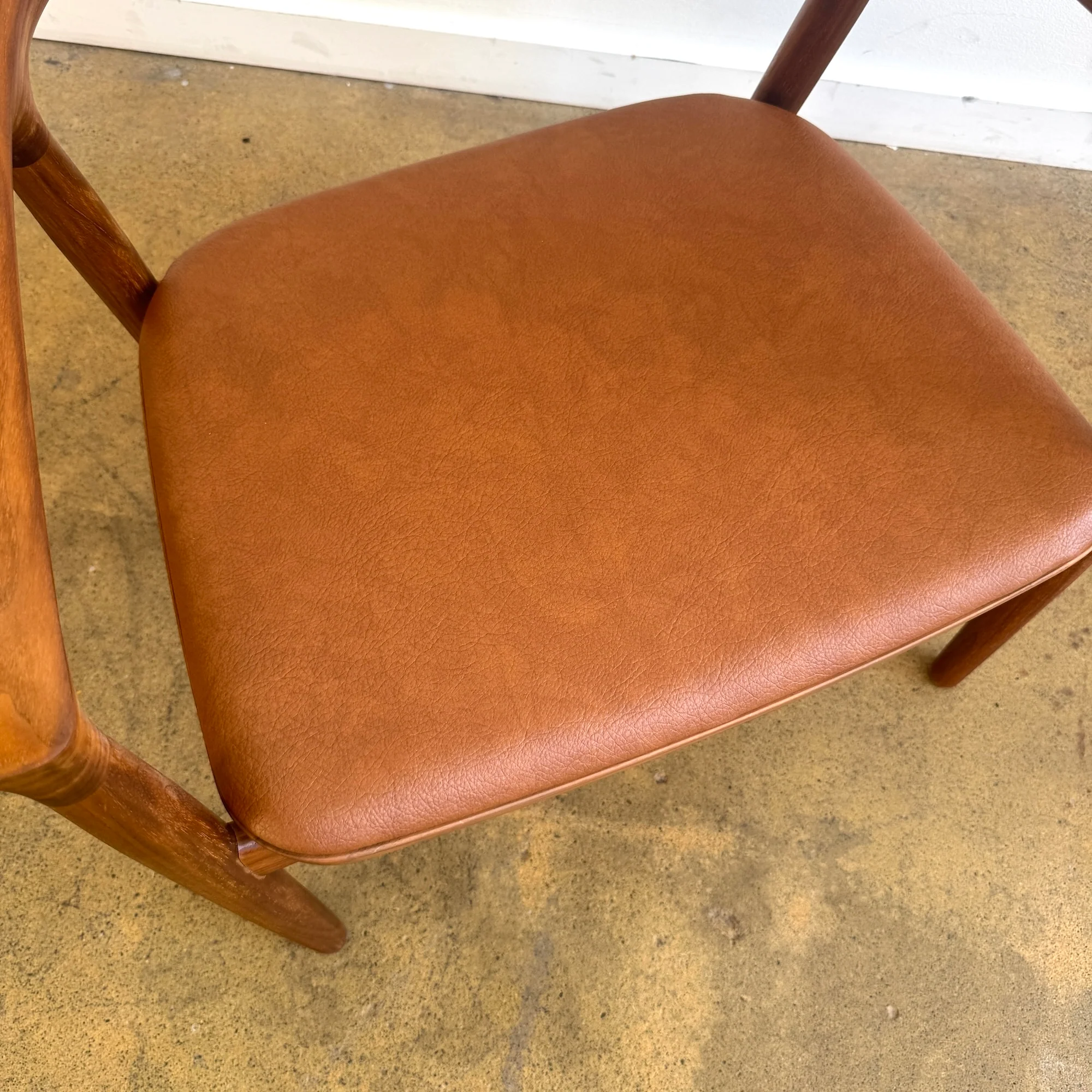 Maruni Hiroshima Walnut Leather Lounge Chair by Naoto Fukasawa - Image 8