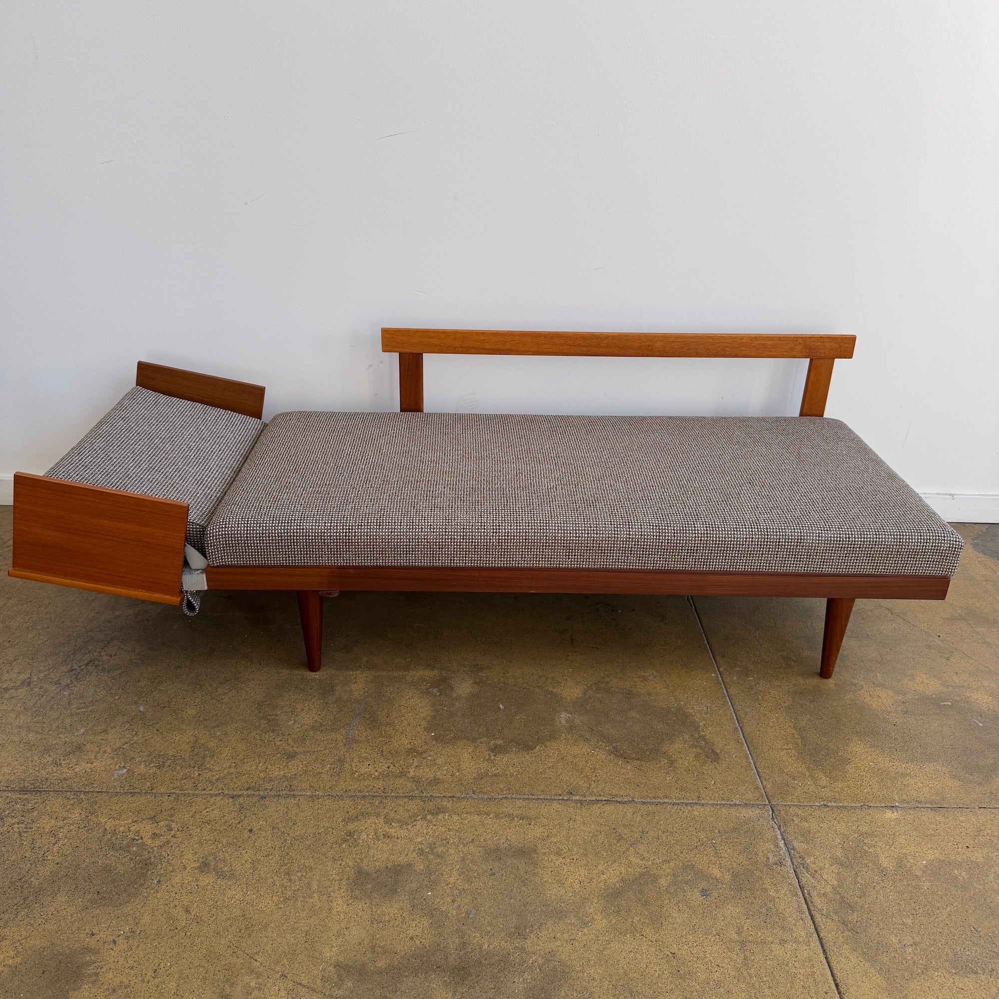 Mid-Century “Svane Combina” Convertible Sofa bed by Ingmar Relling for Ekornes, 1960s - Image 2