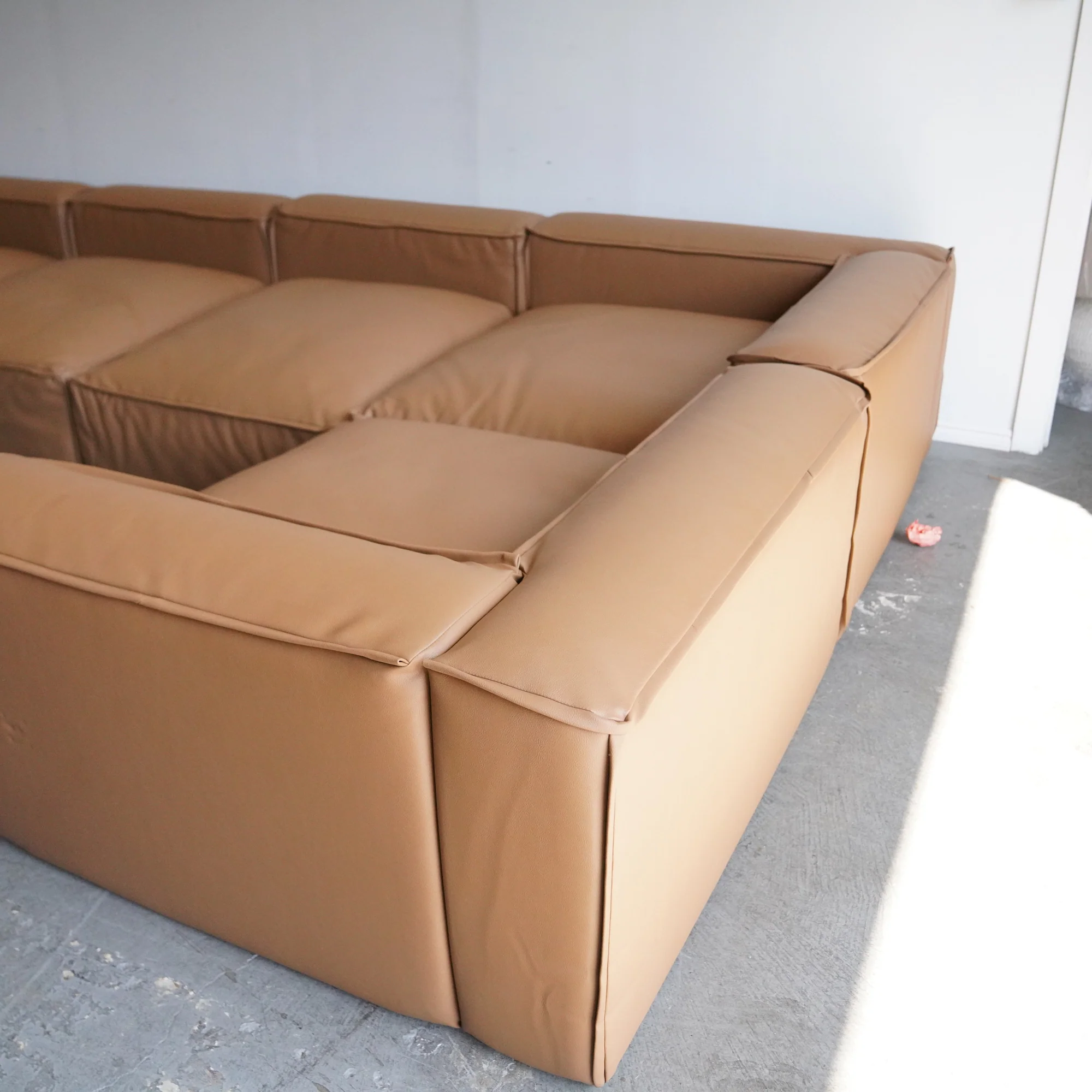 OFS 6 Piece Hinchada Modular sectional sofa - Image 4