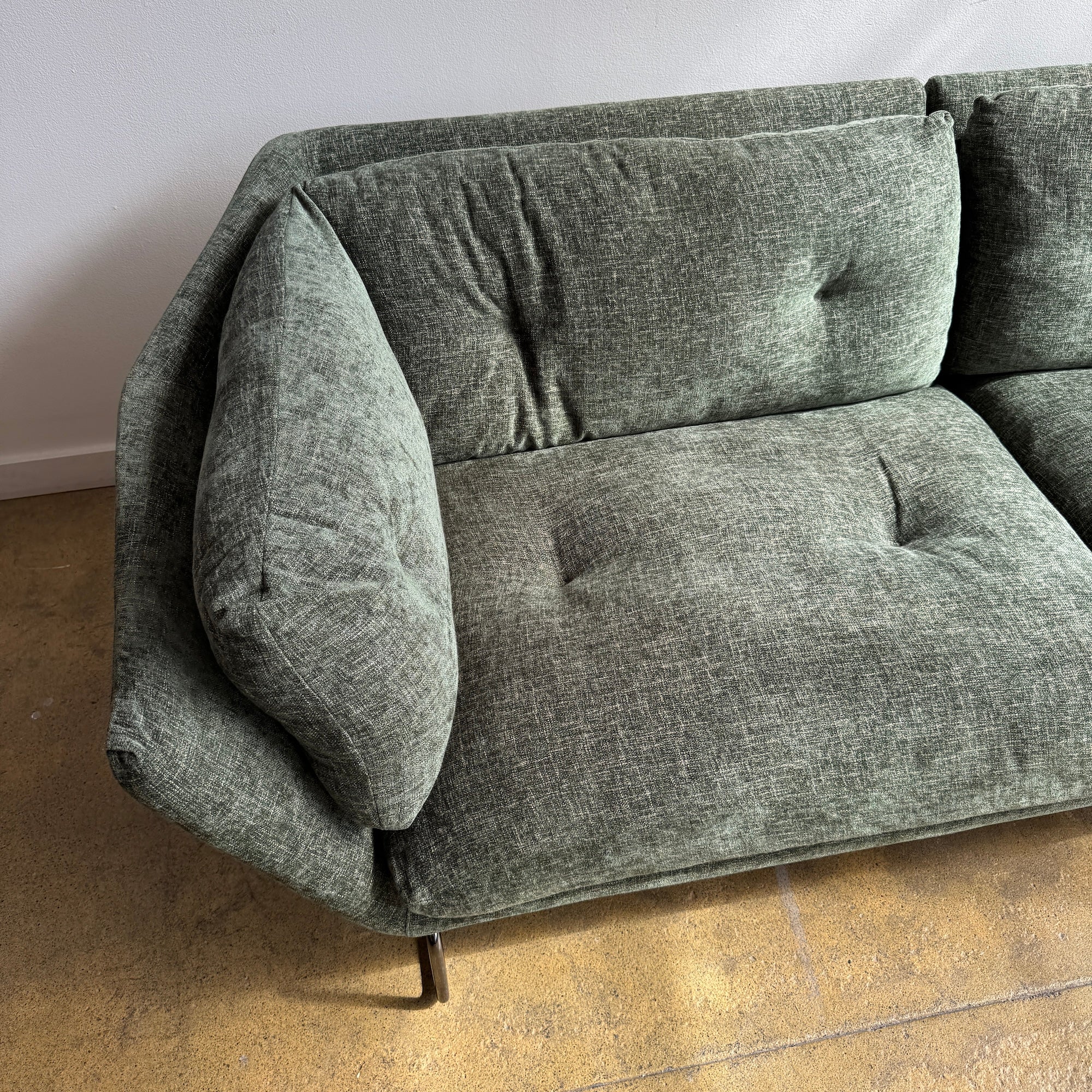 Saba Italia "New York Suite" Sage Green Sofa - Image 8