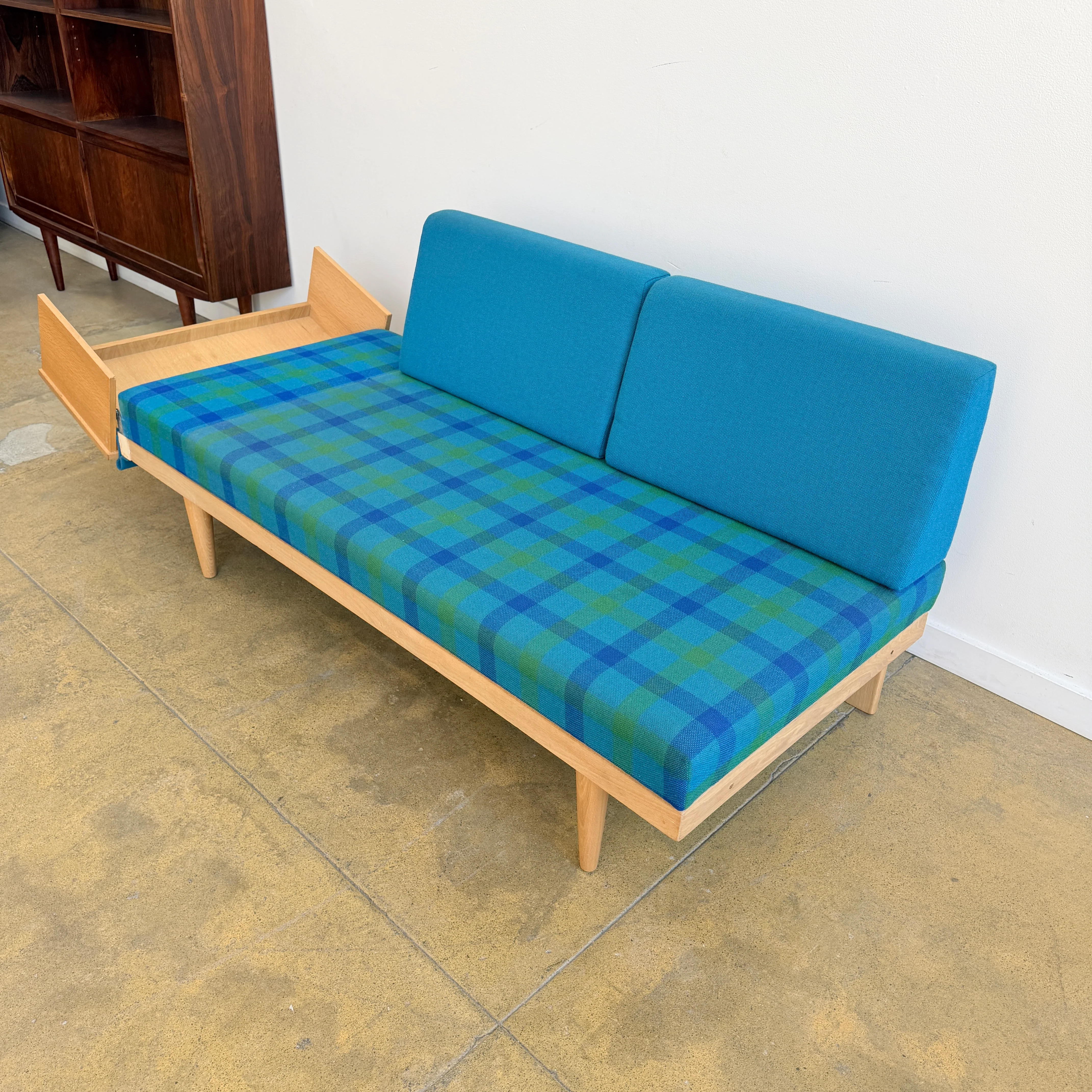 Scandinavian “Svane Combina” Daybed Sofa by Ingmar Relling for Ekornes, 1960s - Image 7