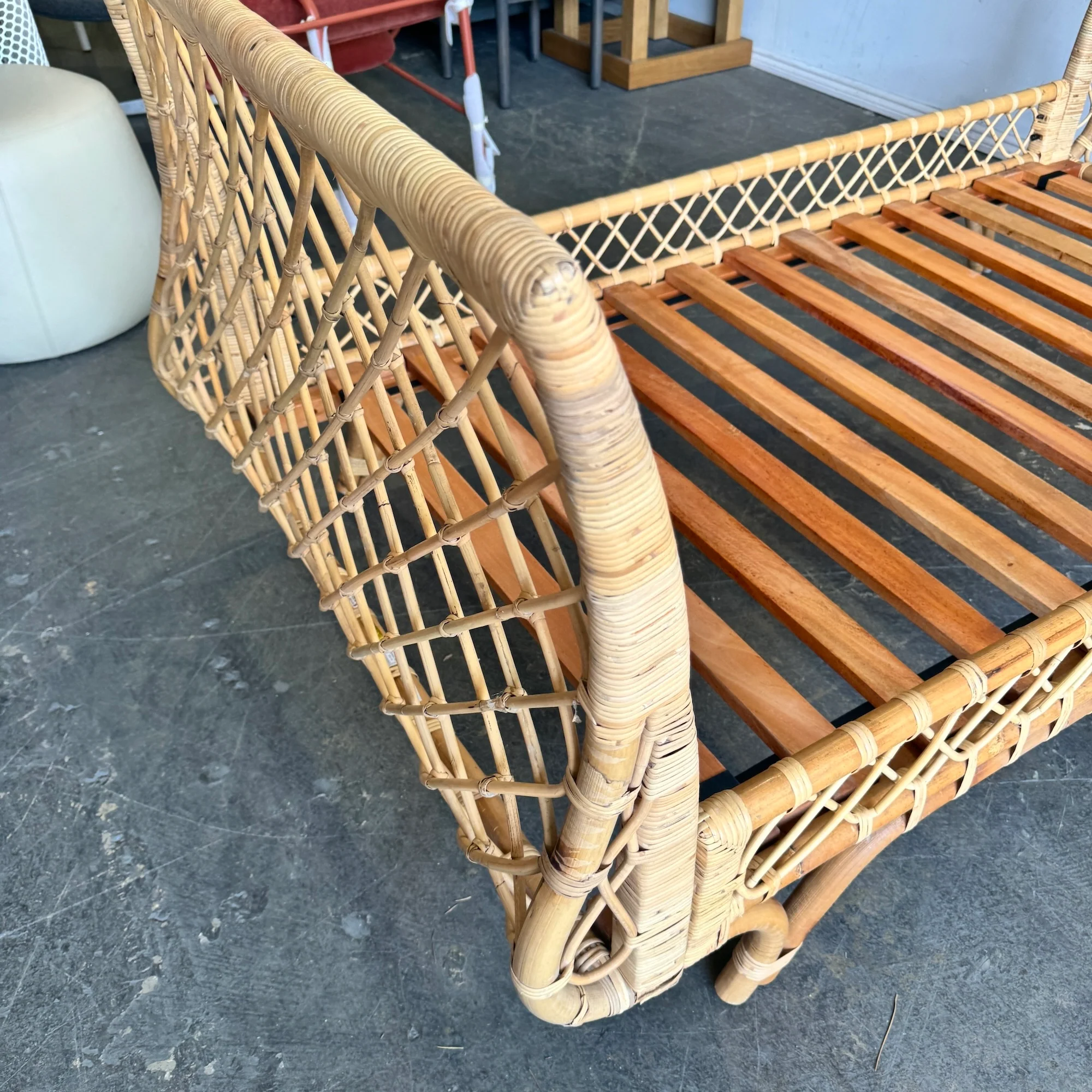 Serena and Lily Avalon Rattan Twin/ Daybed - Image 4