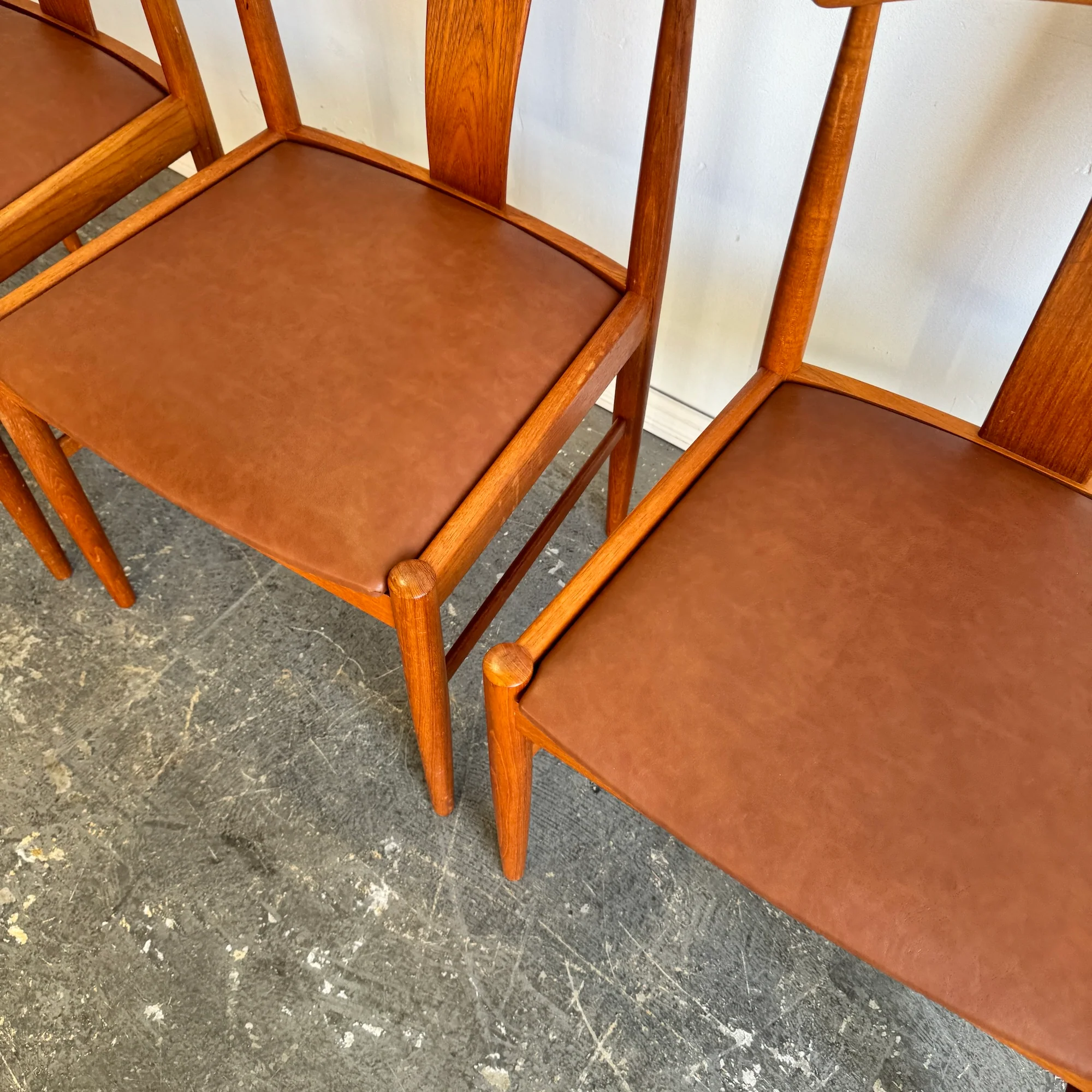 Set of 4 Dyrlund Danish modern teak dining chairs - Image 6
