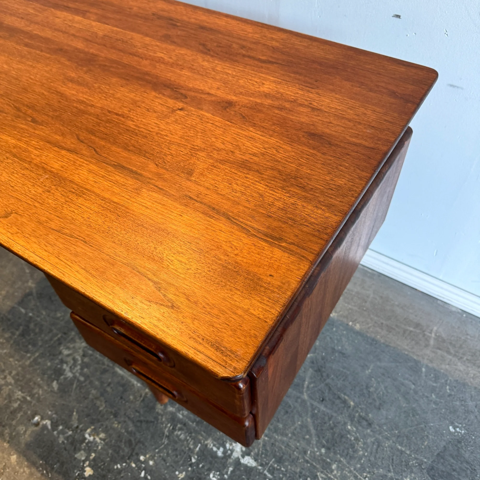 Silvio Cavatorta style Desk - Image 6