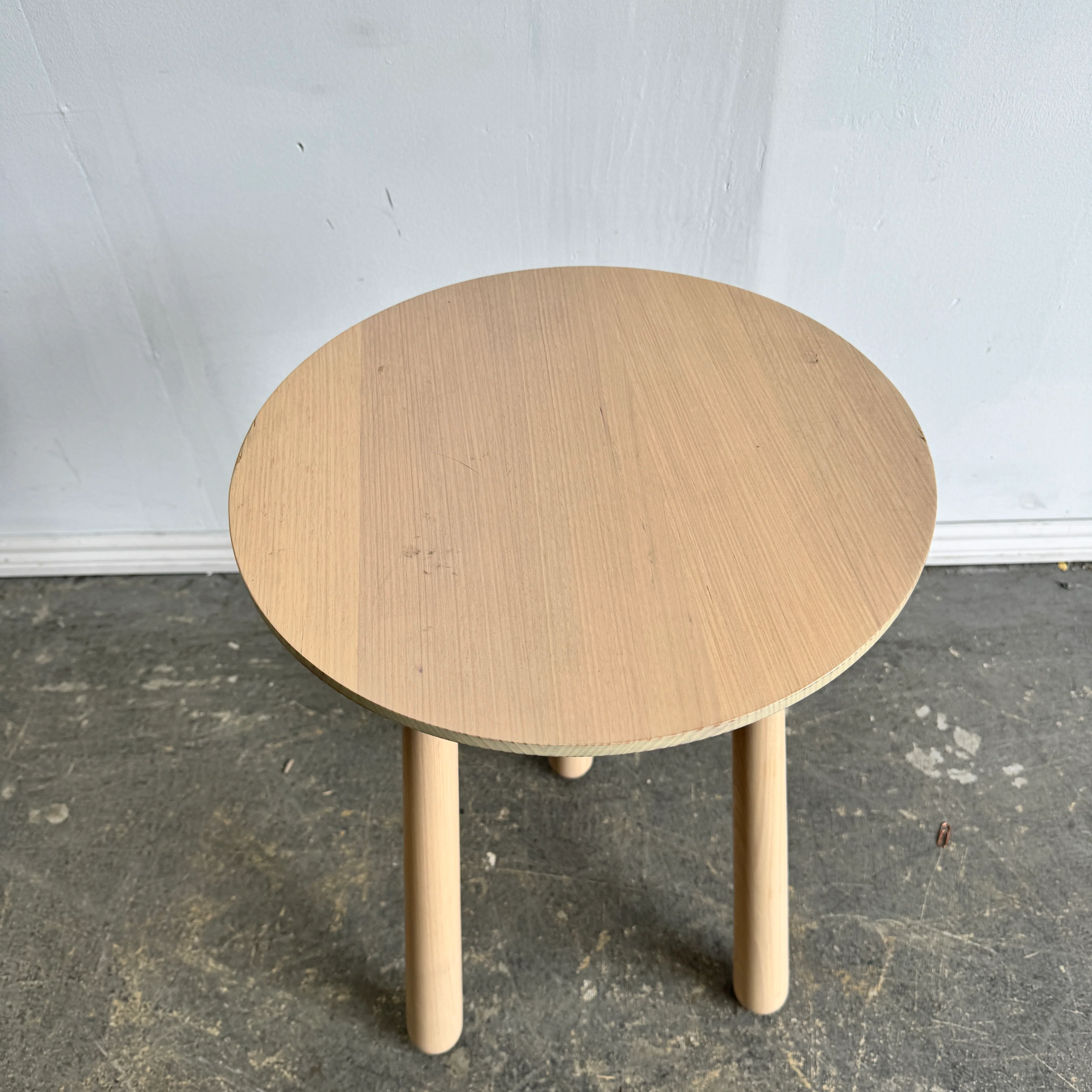 Toku Table by schiavello - Image 2