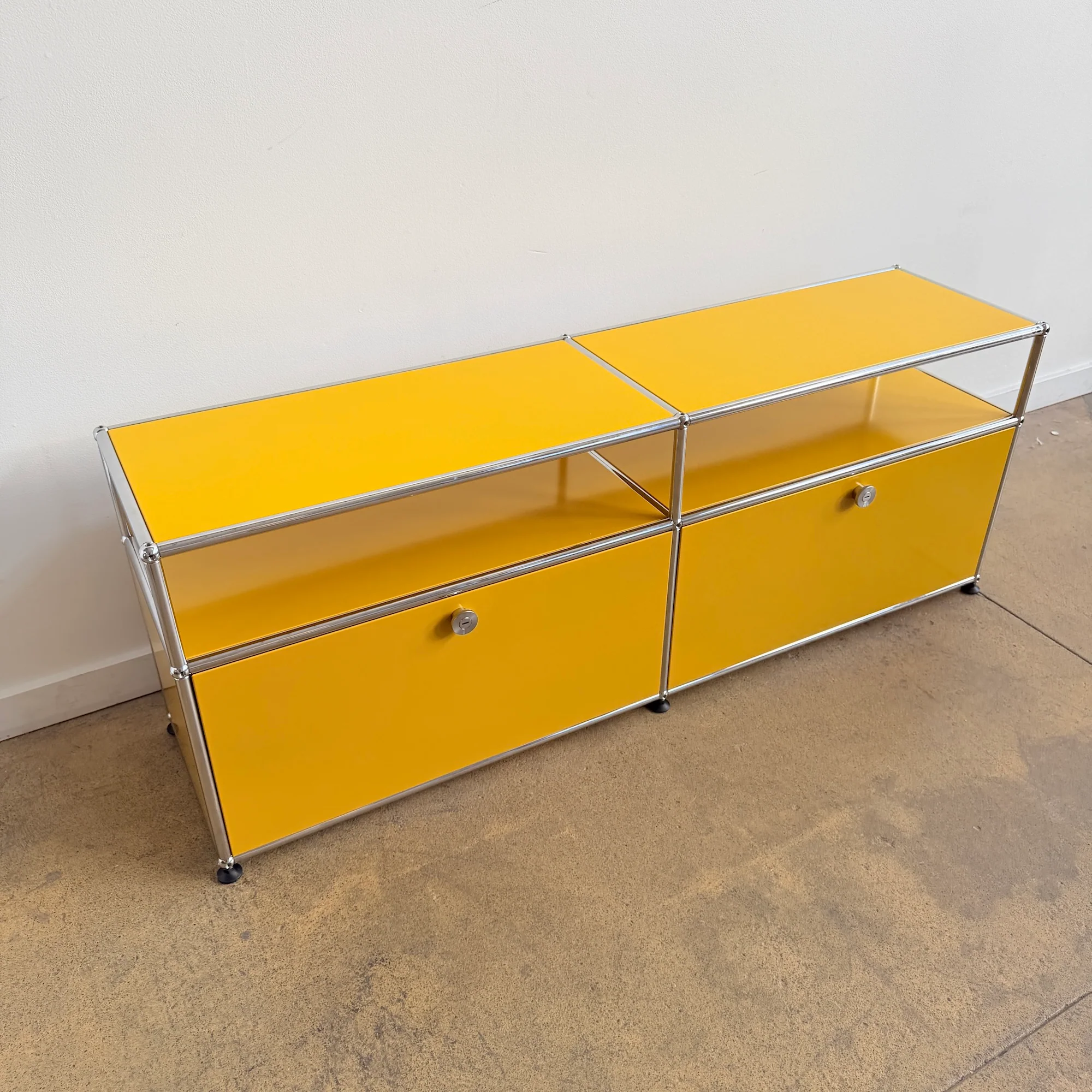 USM Haller 2X2 Media Console 22' - Golden Yellow - Image 4