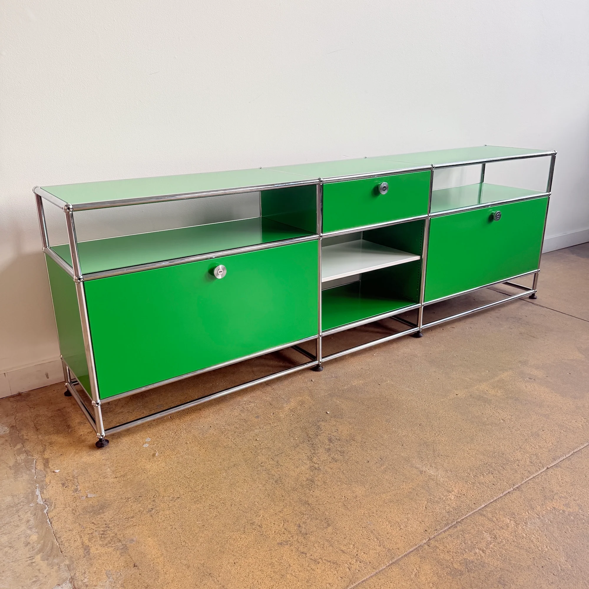 USM Haller 3X3 Storage Unit - Green - Image 3